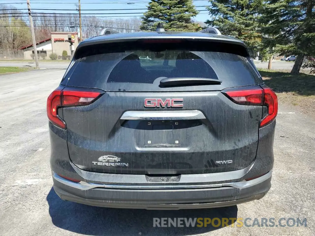 6 Photograph of a damaged car 3GKALVEV2LL128801 GMC TERRAIN 2020