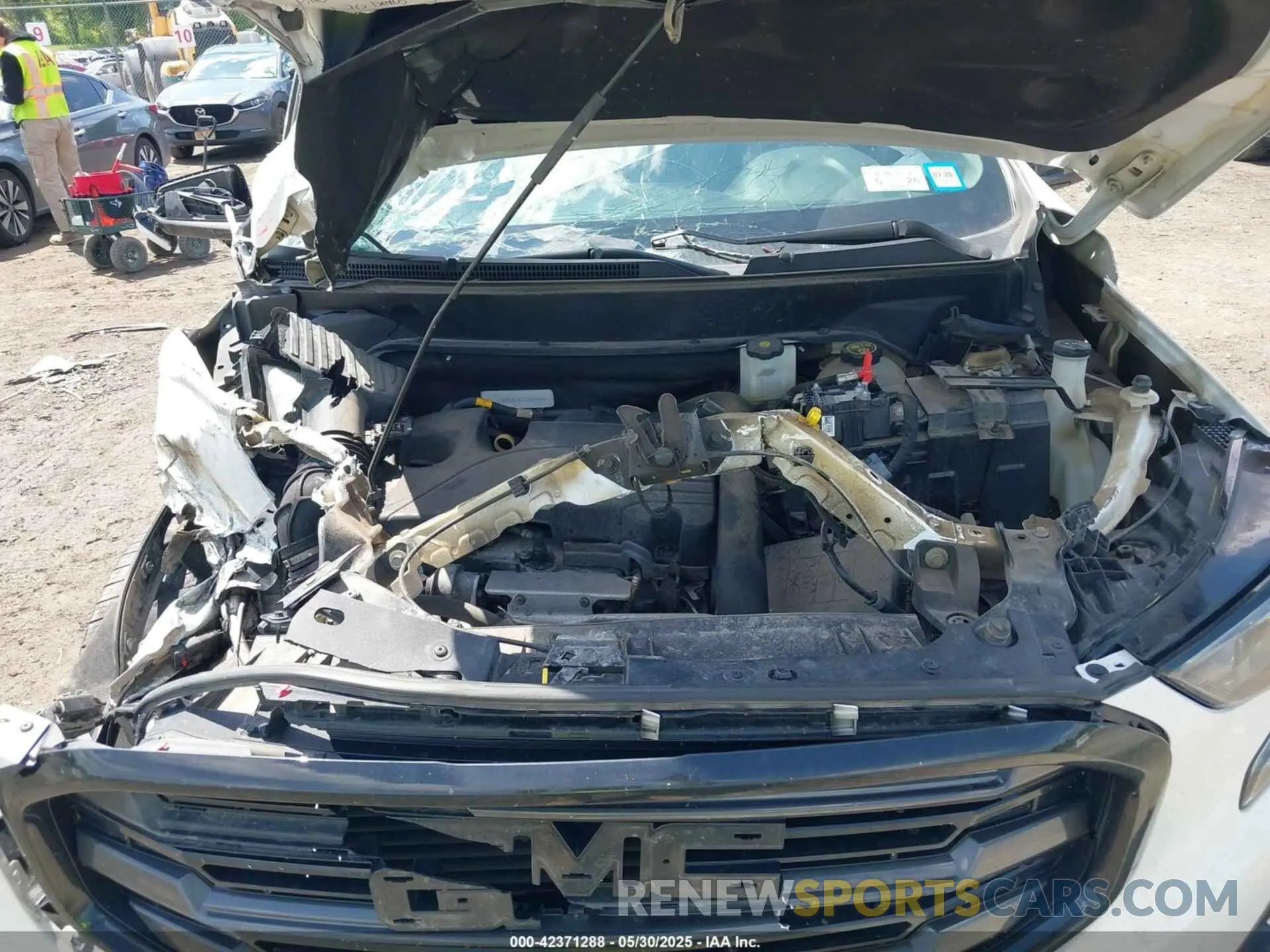 10 Photograph of a damaged car 3GKALVEV2LL259355 GMC TERRAIN 2020