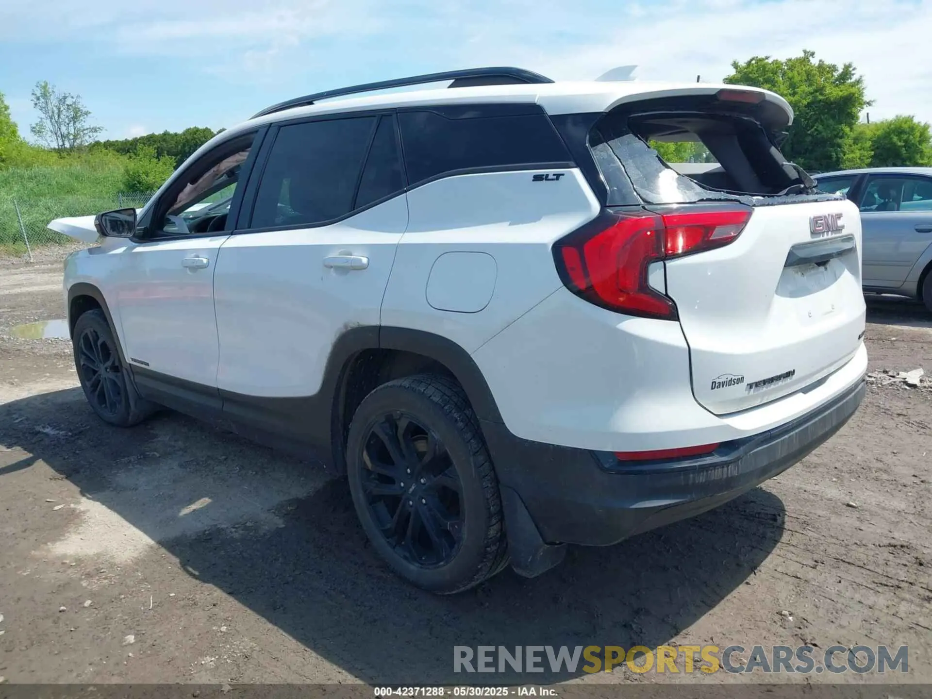 3 Photograph of a damaged car 3GKALVEV2LL259355 GMC TERRAIN 2020