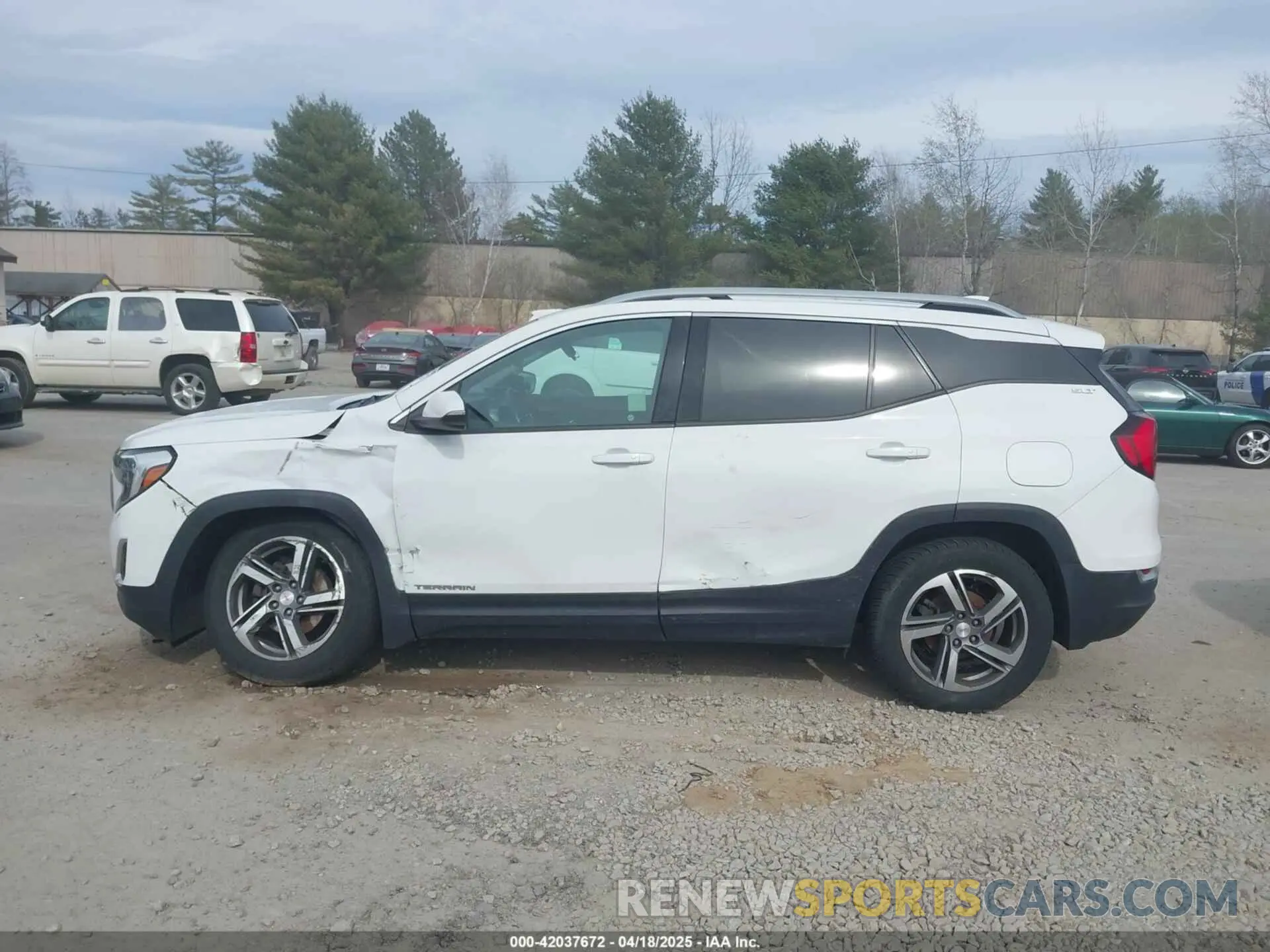14 Photograph of a damaged car 3GKALVEV3LL129245 GMC TERRAIN 2020