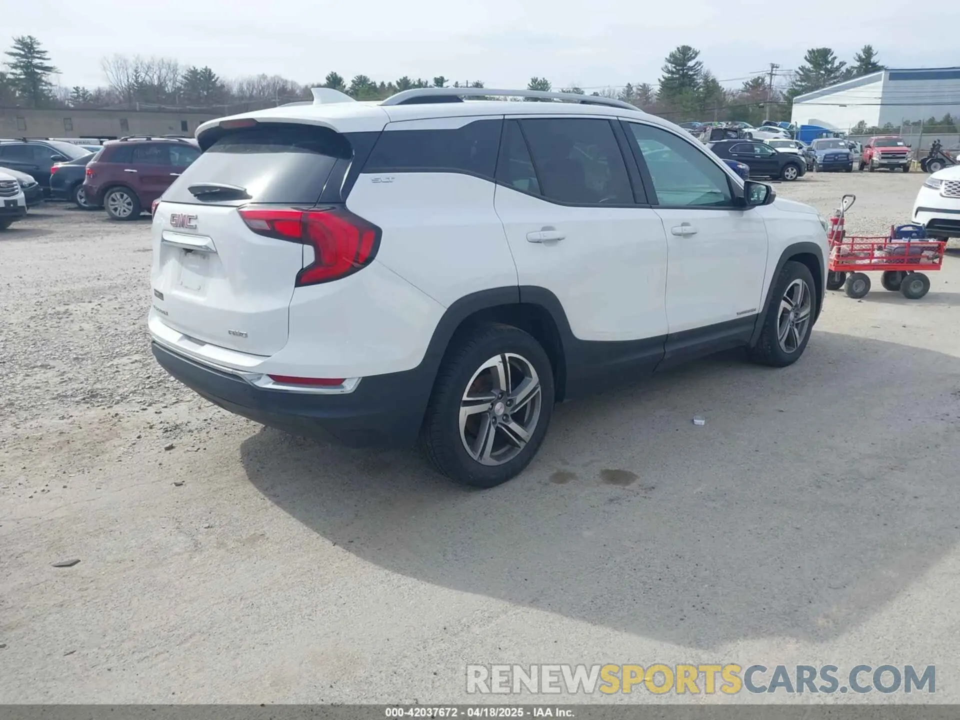4 Photograph of a damaged car 3GKALVEV3LL129245 GMC TERRAIN 2020