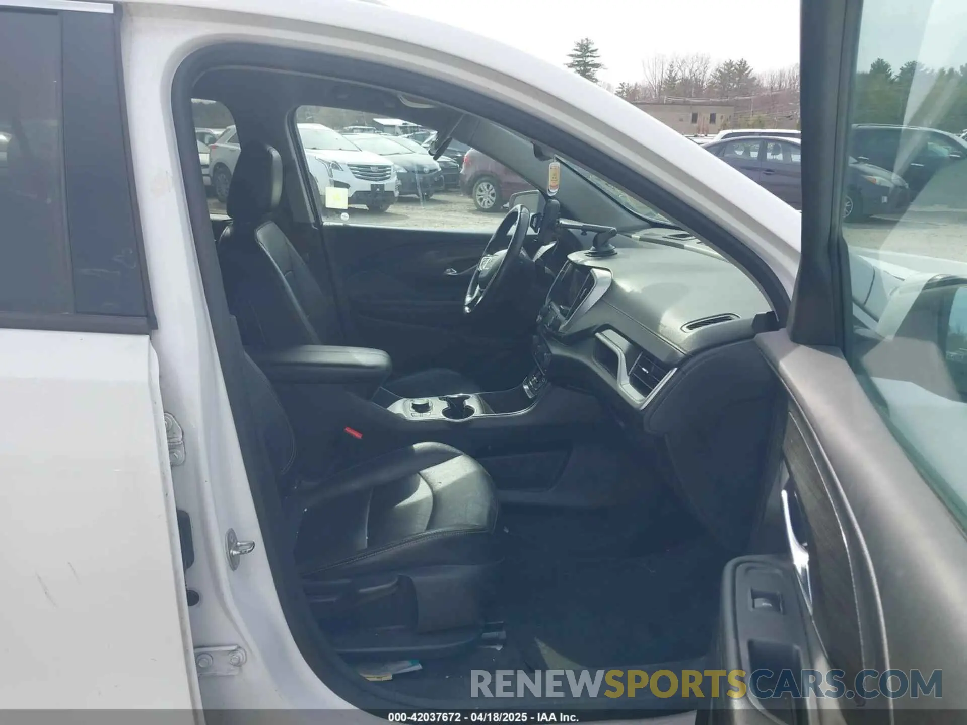 5 Photograph of a damaged car 3GKALVEV3LL129245 GMC TERRAIN 2020