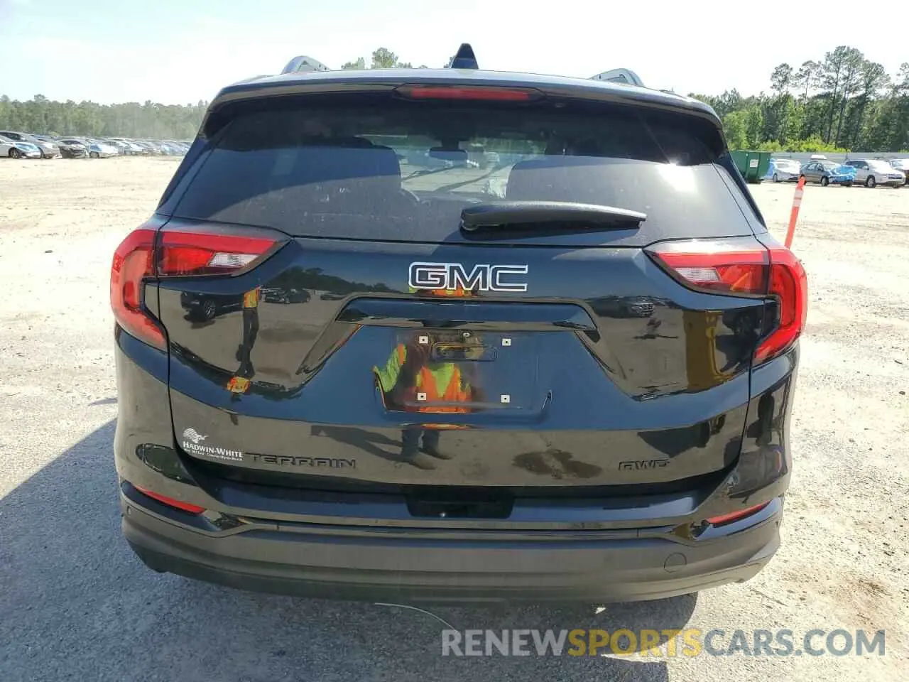 6 Photograph of a damaged car 3GKALVEV3LL264483 GMC TERRAIN 2020