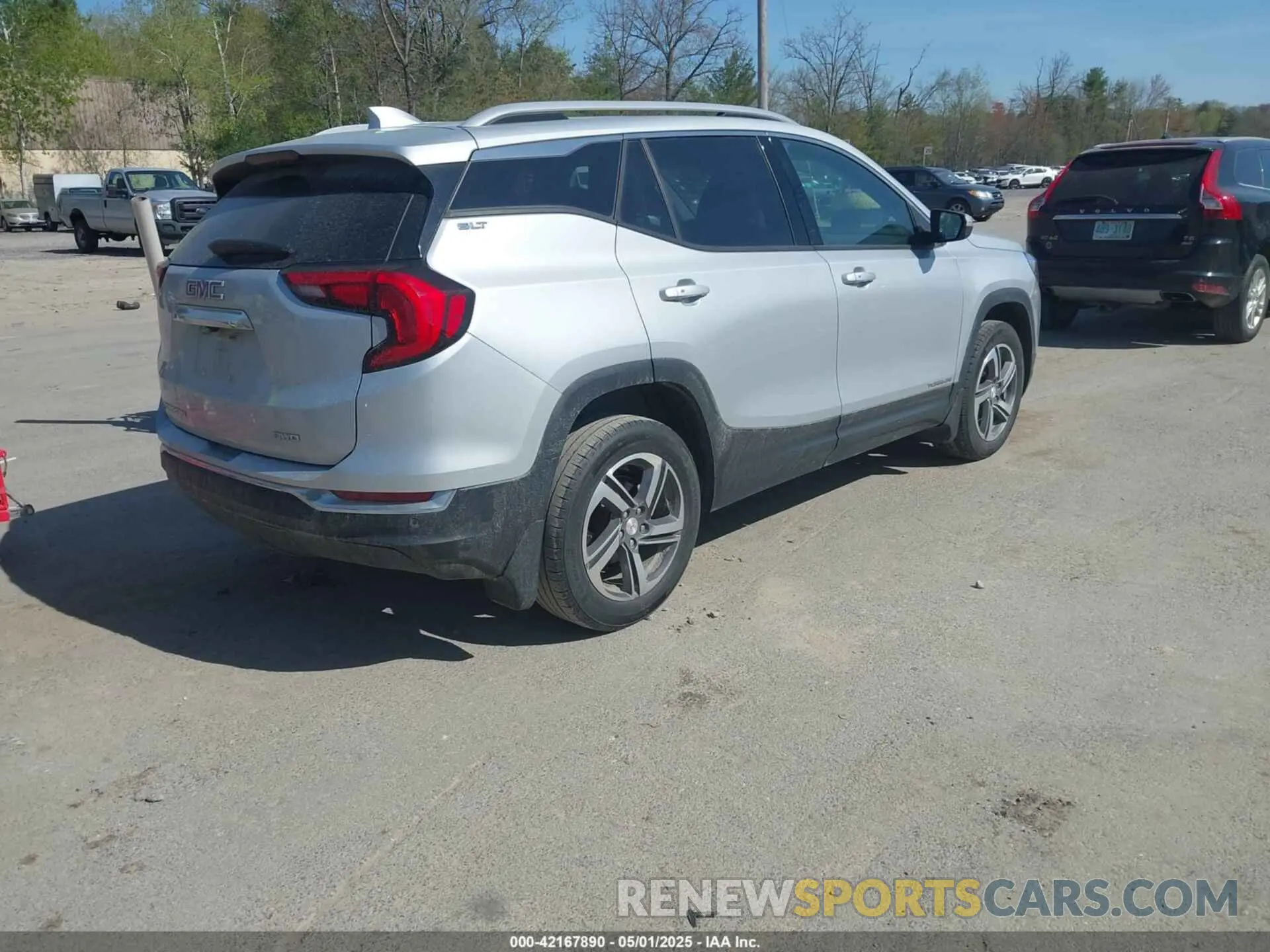 4 Photograph of a damaged car 3GKALVEV3LL279033 GMC TERRAIN 2020