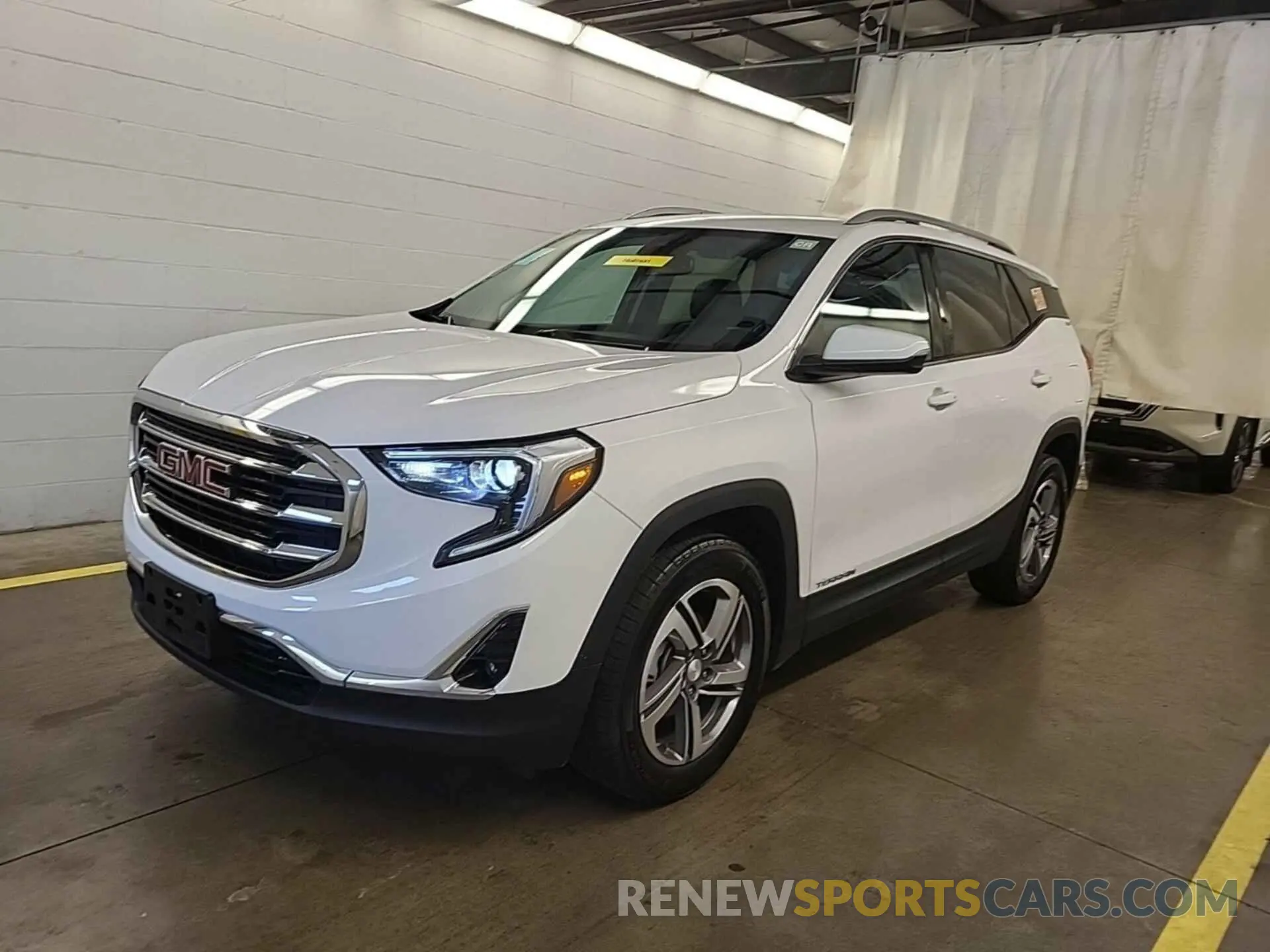 8 Photograph of a damaged car 3GKALVEV3LL301399 GMC TERRAIN 2020