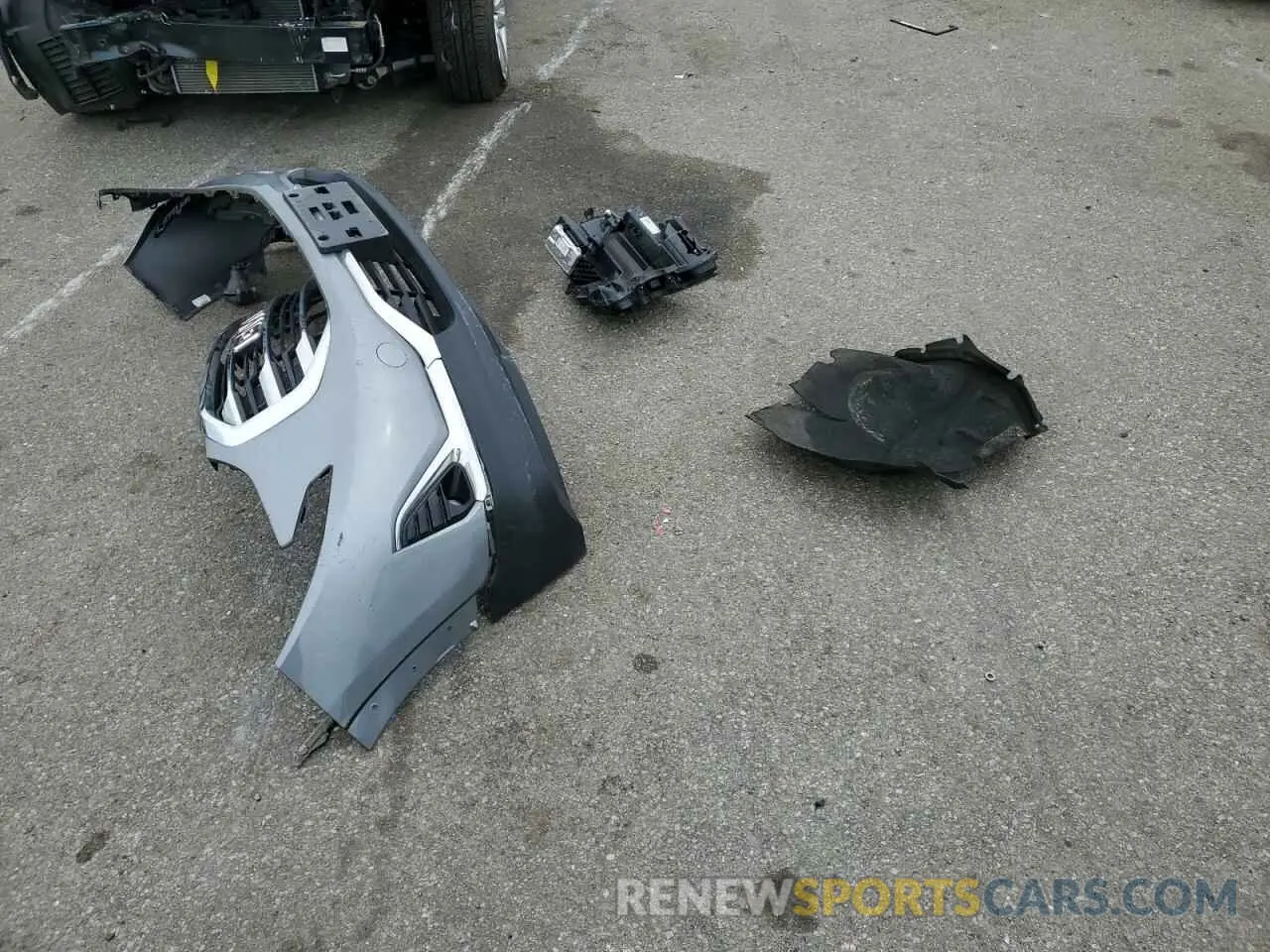 13 Photograph of a damaged car 3GKALVEV4LL202106 GMC TERRAIN 2020