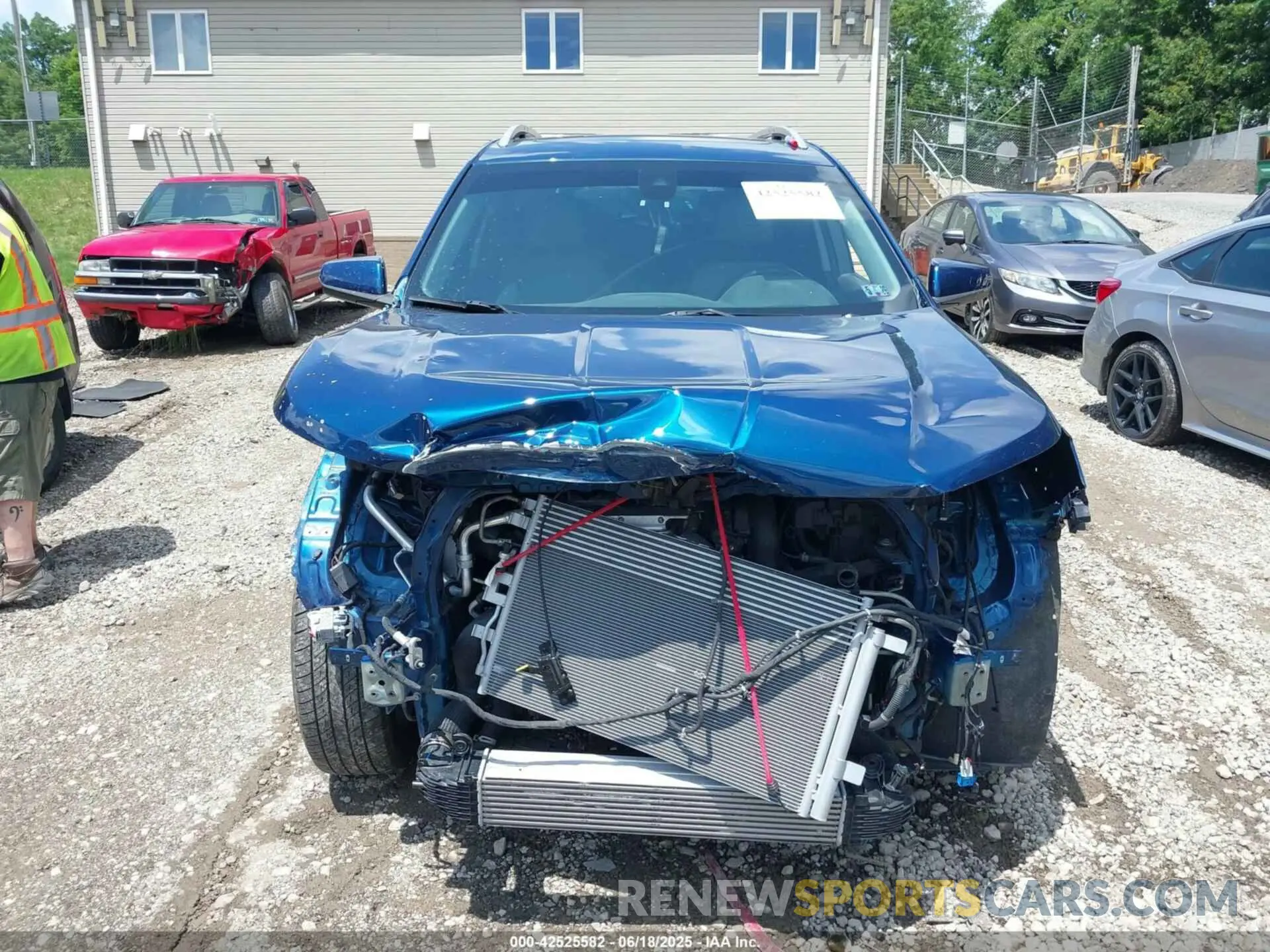 12 Photograph of a damaged car 3GKALVEV4LL345105 GMC TERRAIN 2020