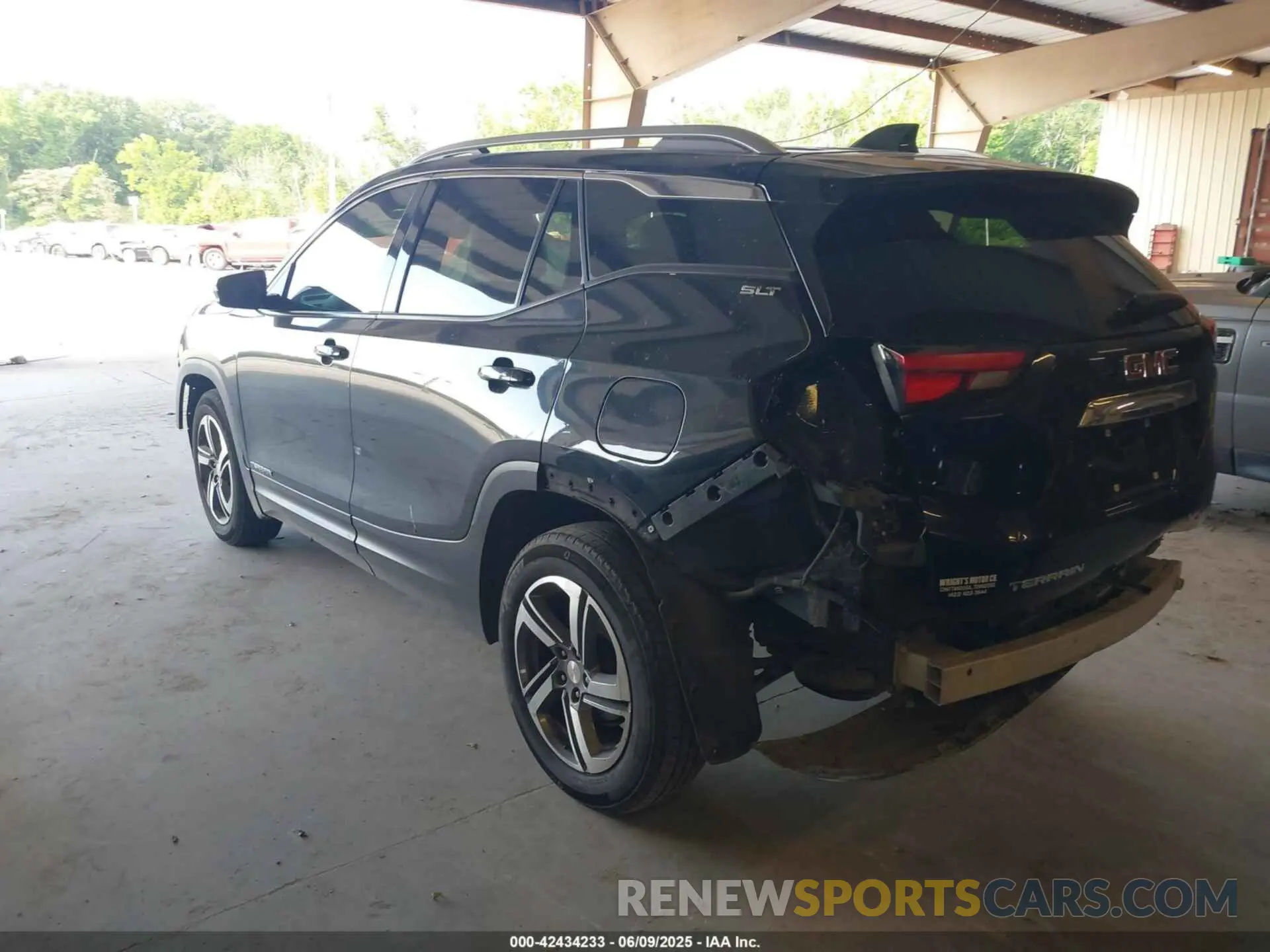 3 Photograph of a damaged car 3GKALVEV5LL133068 GMC TERRAIN 2020