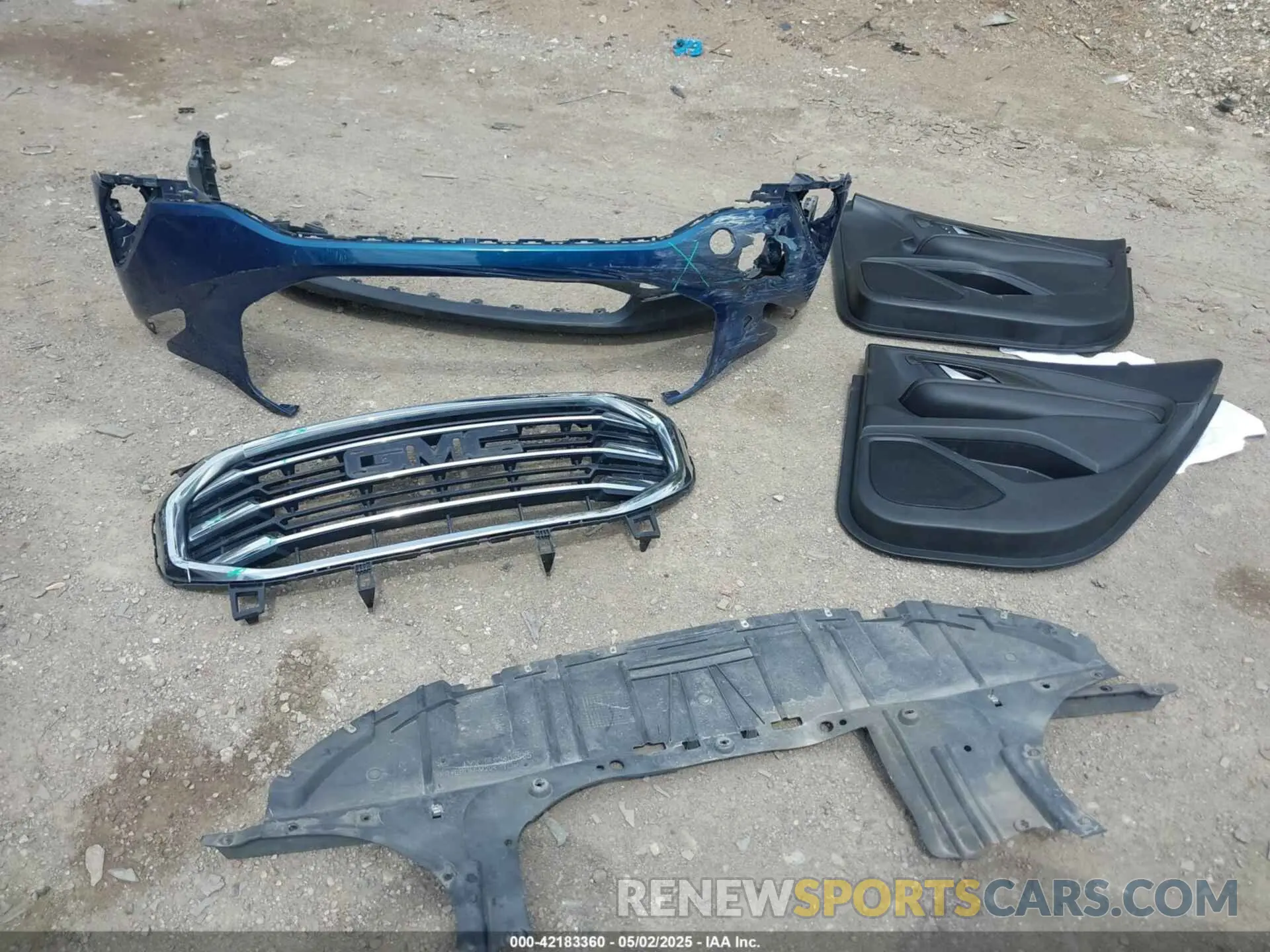 12 Photograph of a damaged car 3GKALVEV5LL135015 GMC TERRAIN 2020