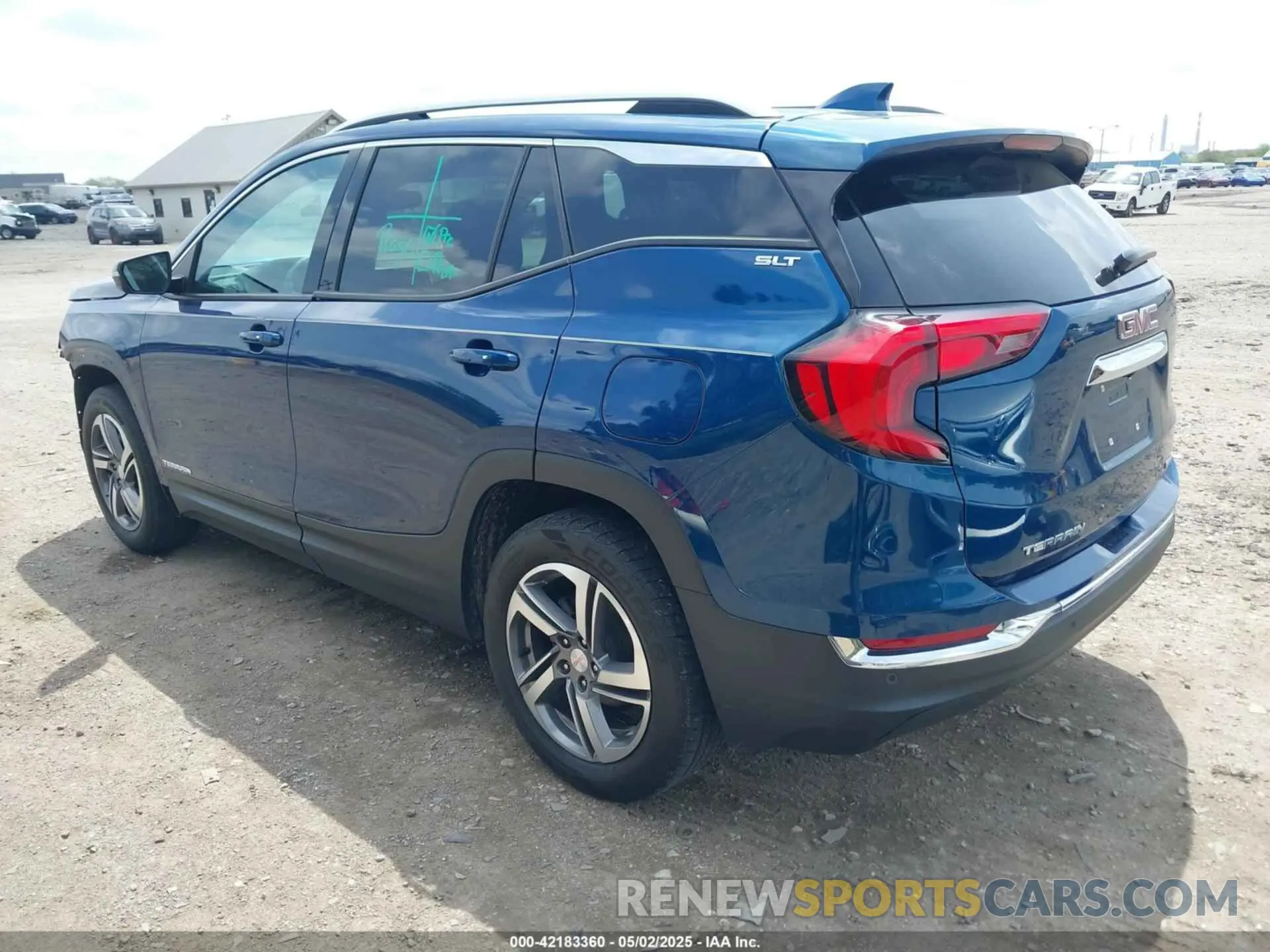 3 Photograph of a damaged car 3GKALVEV5LL135015 GMC TERRAIN 2020
