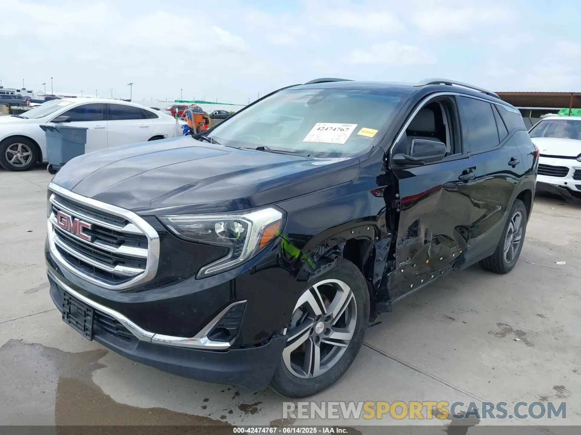 2 Photograph of a damaged car 3GKALVEV5LL175756 GMC TERRAIN 2020