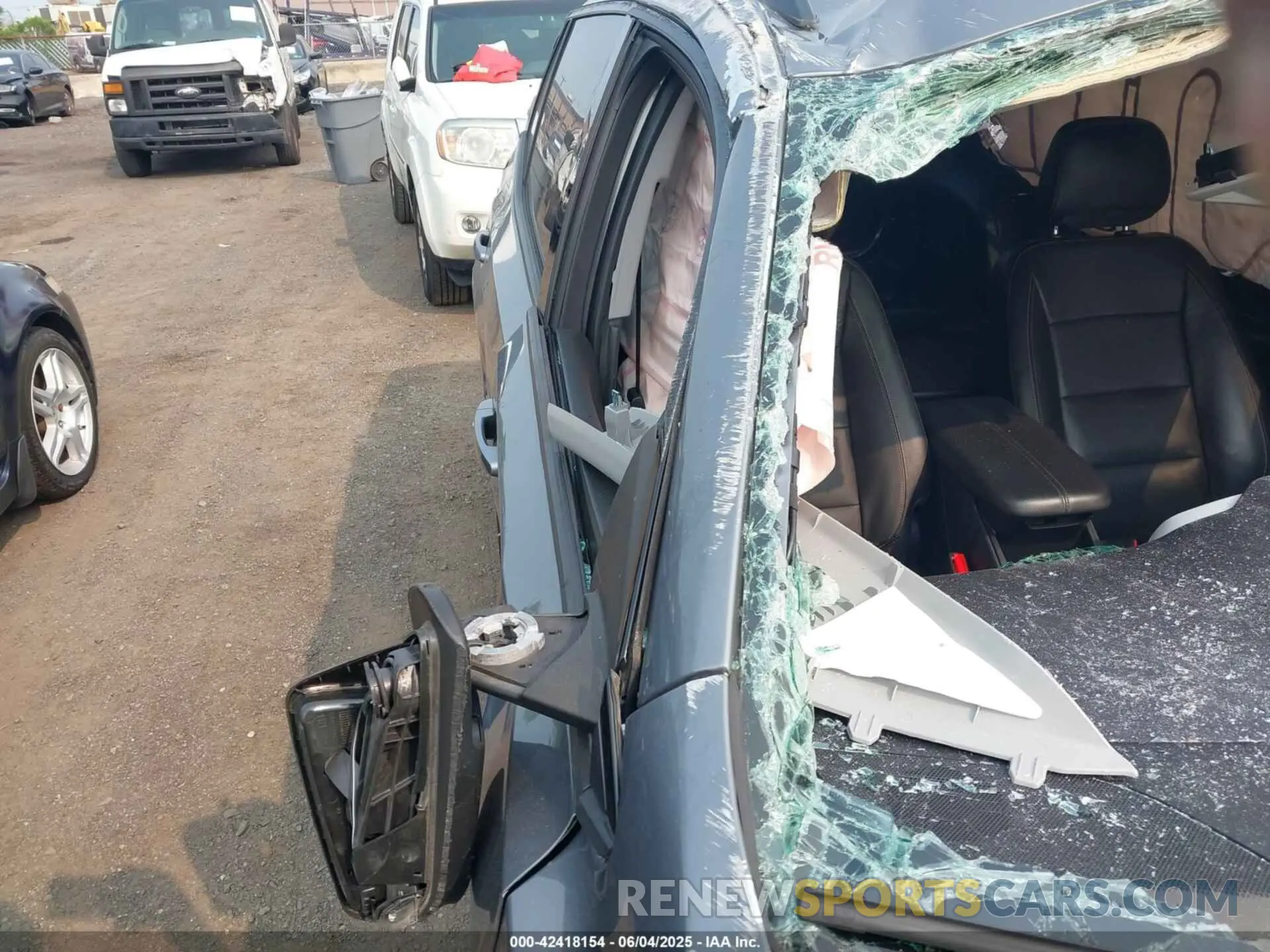 5 Photograph of a damaged car 3GKALVEV6LL135119 GMC TERRAIN 2020