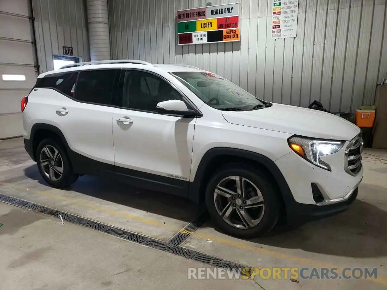 4 Photograph of a damaged car 3GKALVEV6LL147027 GMC TERRAIN 2020