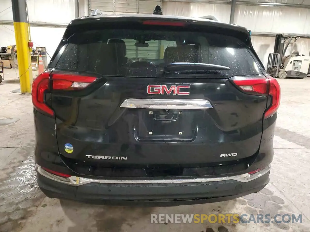 6 Photograph of a damaged car 3GKALVEV7LL147960 GMC TERRAIN 2020