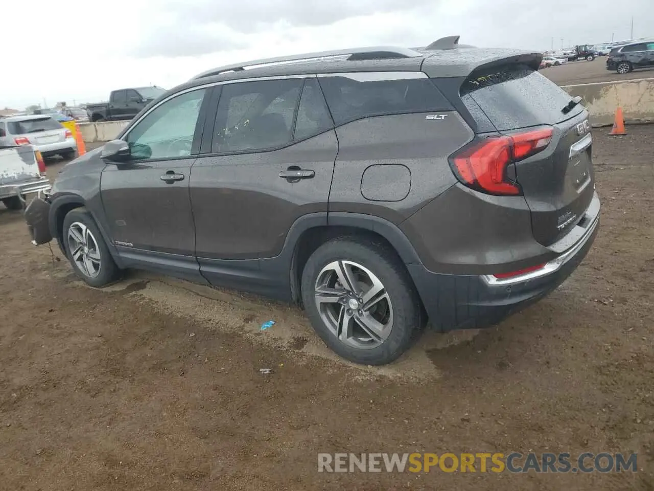 2 Photograph of a damaged car 3GKALVEV7LL169523 GMC TERRAIN 2020
