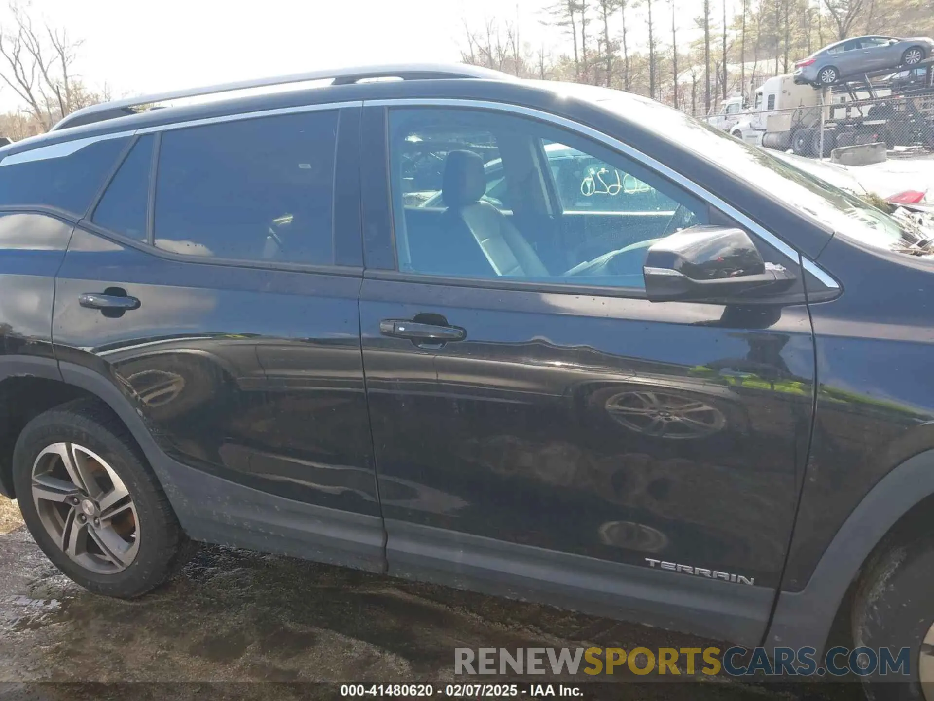 14 Photograph of a damaged car 3GKALVEV8LL102204 GMC TERRAIN 2020