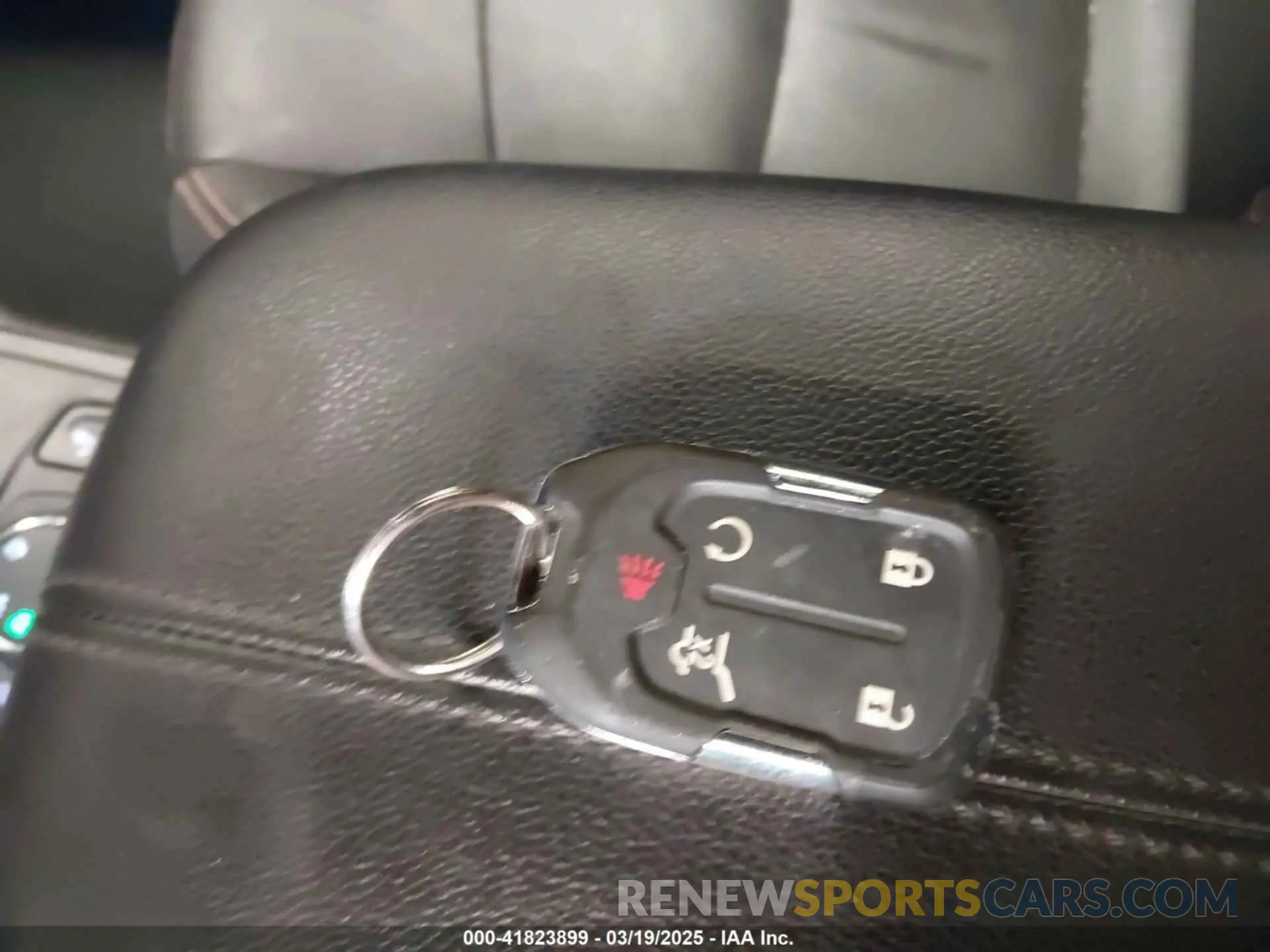 11 Photograph of a damaged car 3GKALVEV9LL175792 GMC TERRAIN 2020