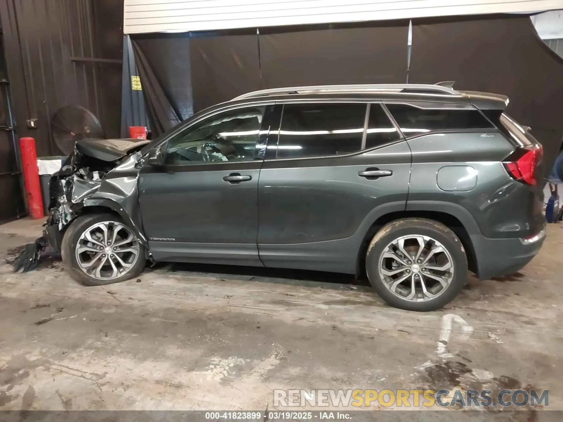 15 Photograph of a damaged car 3GKALVEV9LL175792 GMC TERRAIN 2020