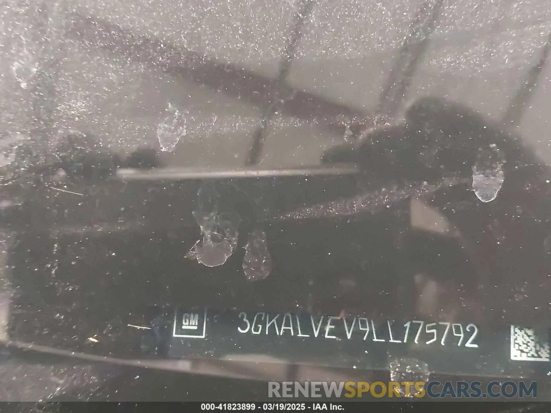 18 Photograph of a damaged car 3GKALVEV9LL175792 GMC TERRAIN 2020