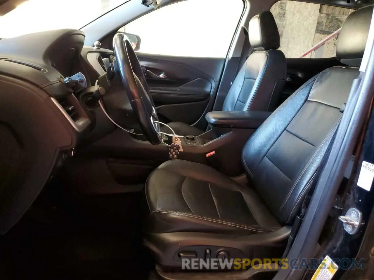 7 Photograph of a damaged car 3GKALVEV9LL242360 GMC TERRAIN 2020