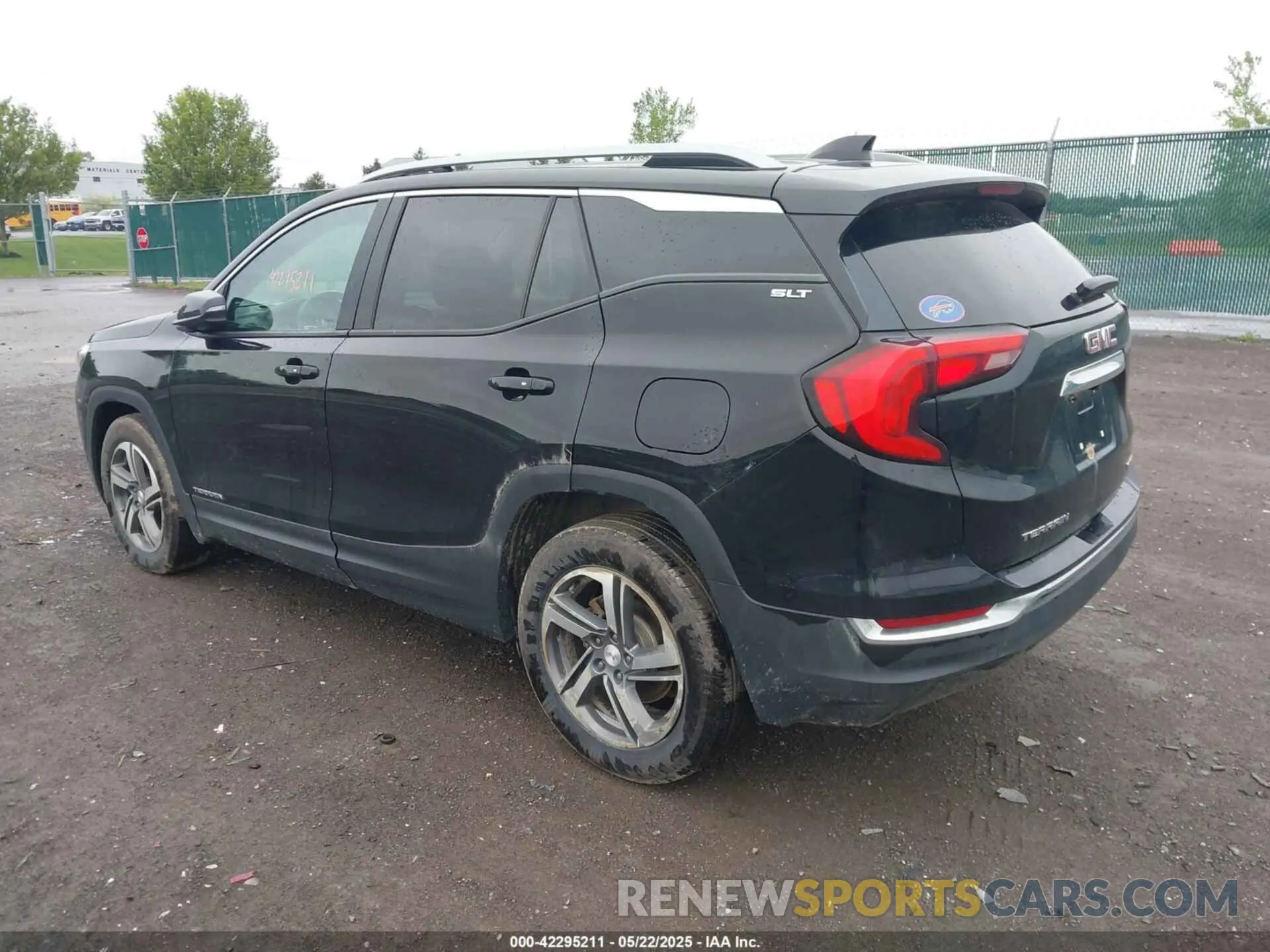3 Photograph of a damaged car 3GKALVEVXLL116640 GMC TERRAIN 2020