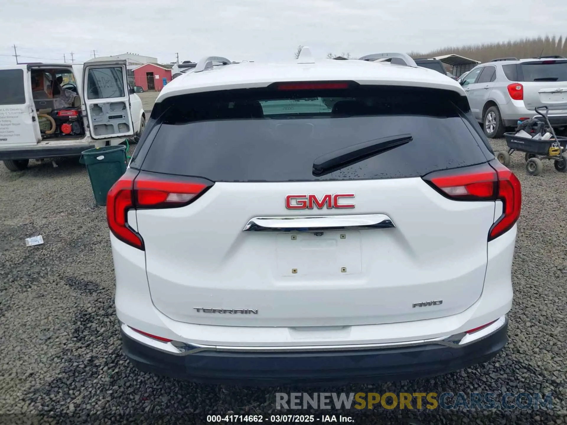 16 Photograph of a damaged car 3GKALVEVXLL143417 GMC TERRAIN 2020