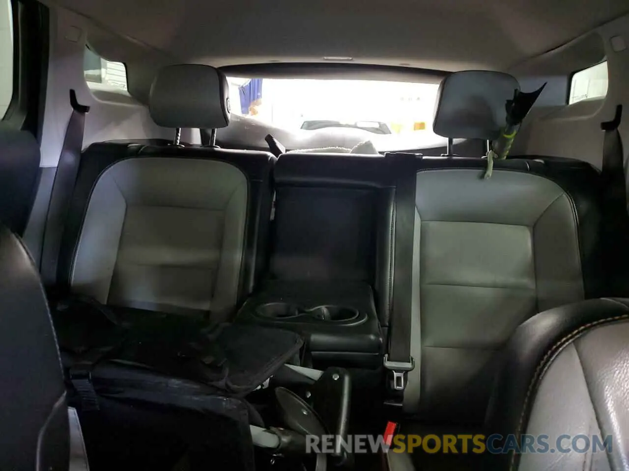 10 Photograph of a damaged car 3GKALVEVXLL176000 GMC TERRAIN 2020