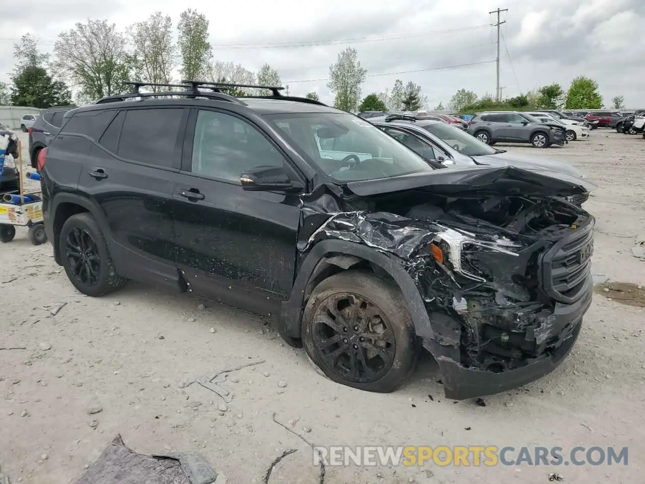 4 Photograph of a damaged car 3GKALVEX1LL119170 GMC TERRAIN 2020