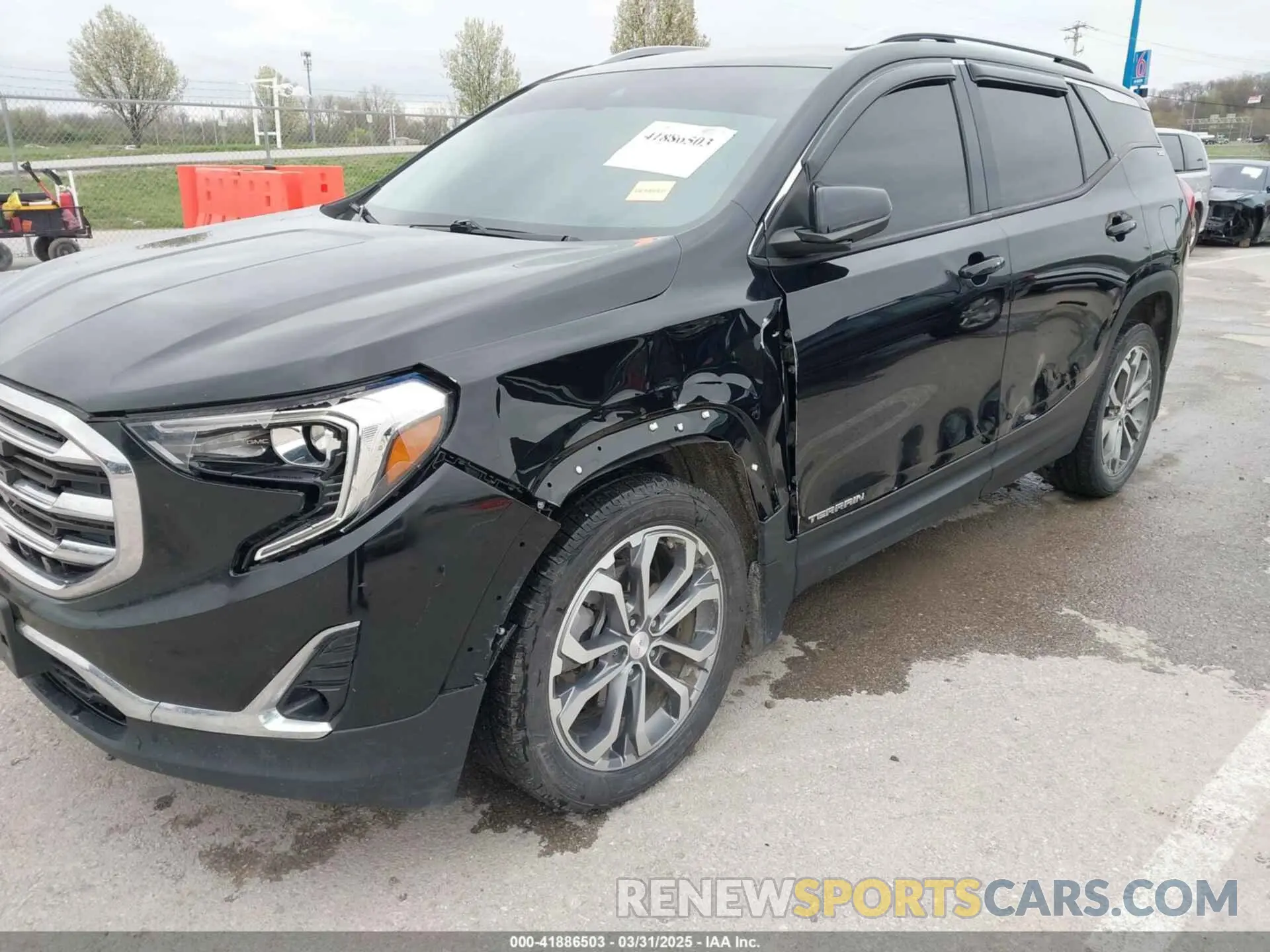 6 Photograph of a damaged car 3GKALVEX1LL300155 GMC TERRAIN 2020