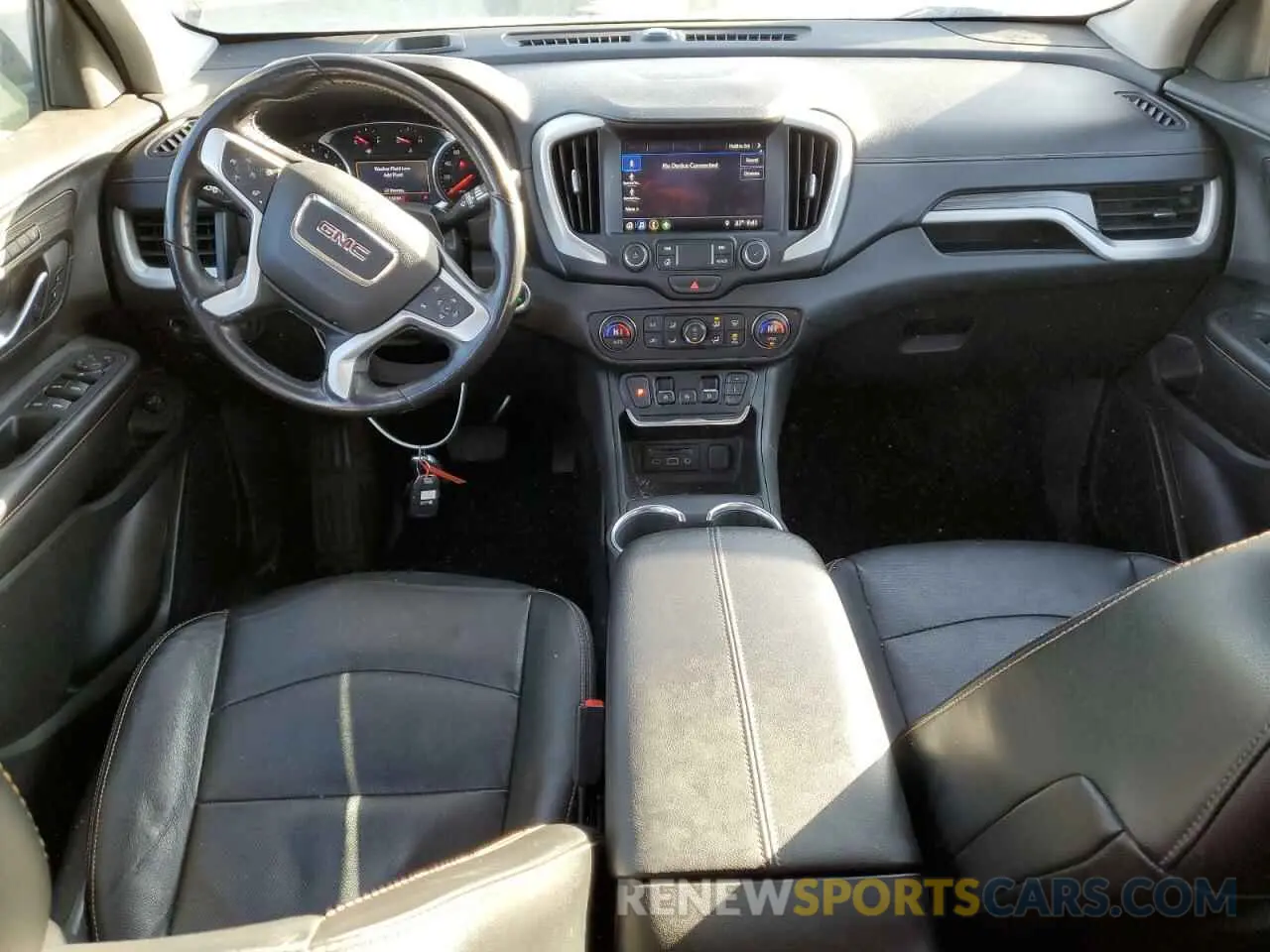 8 Photograph of a damaged car 3GKALVEX2LL182777 GMC TERRAIN 2020
