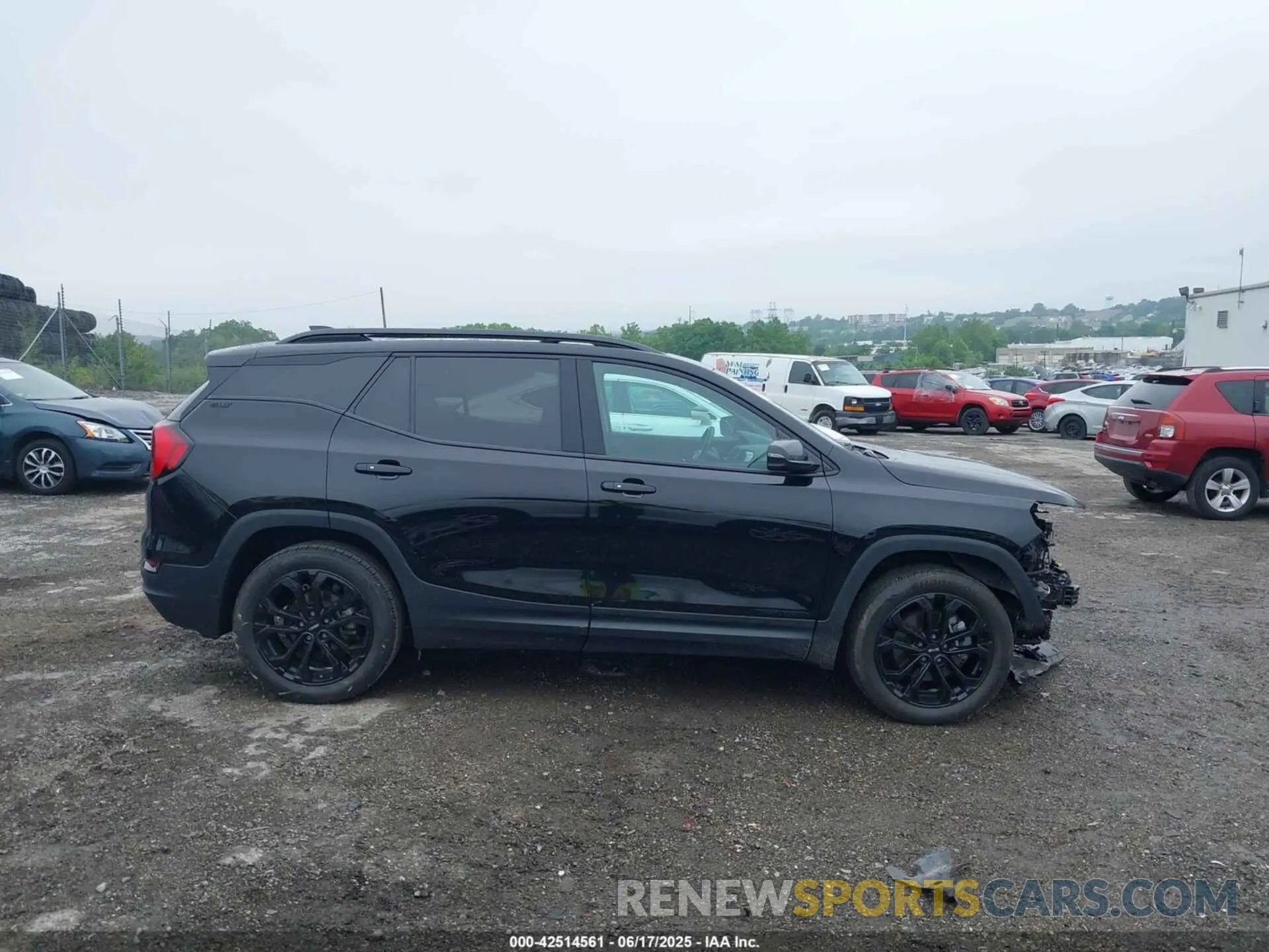 13 Photograph of a damaged car 3GKALVEX3LL313408 GMC TERRAIN 2020