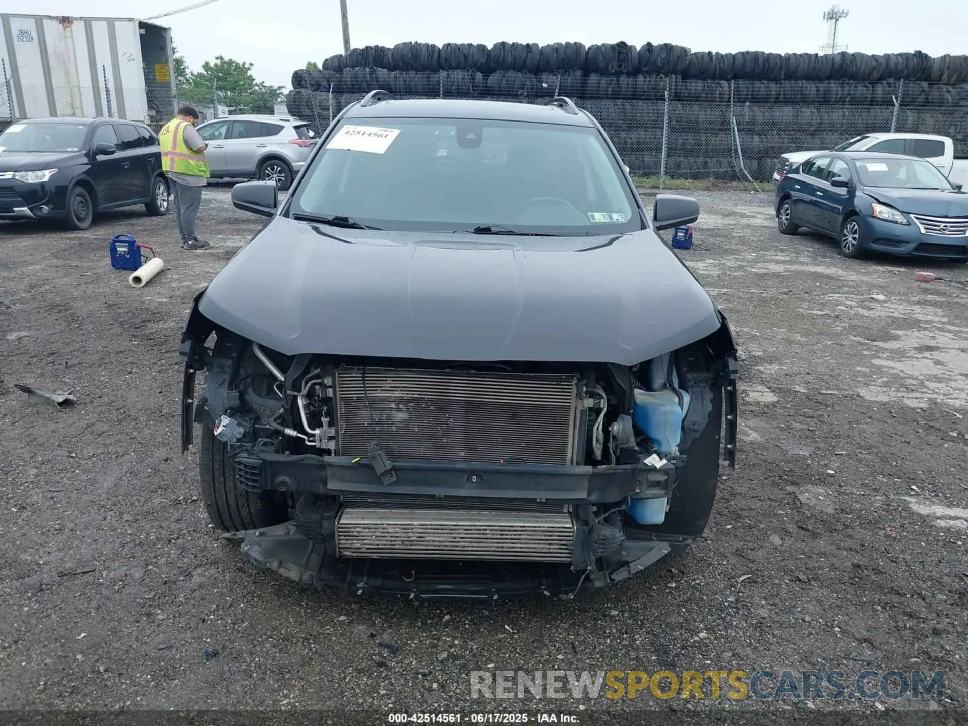 6 Photograph of a damaged car 3GKALVEX3LL313408 GMC TERRAIN 2020