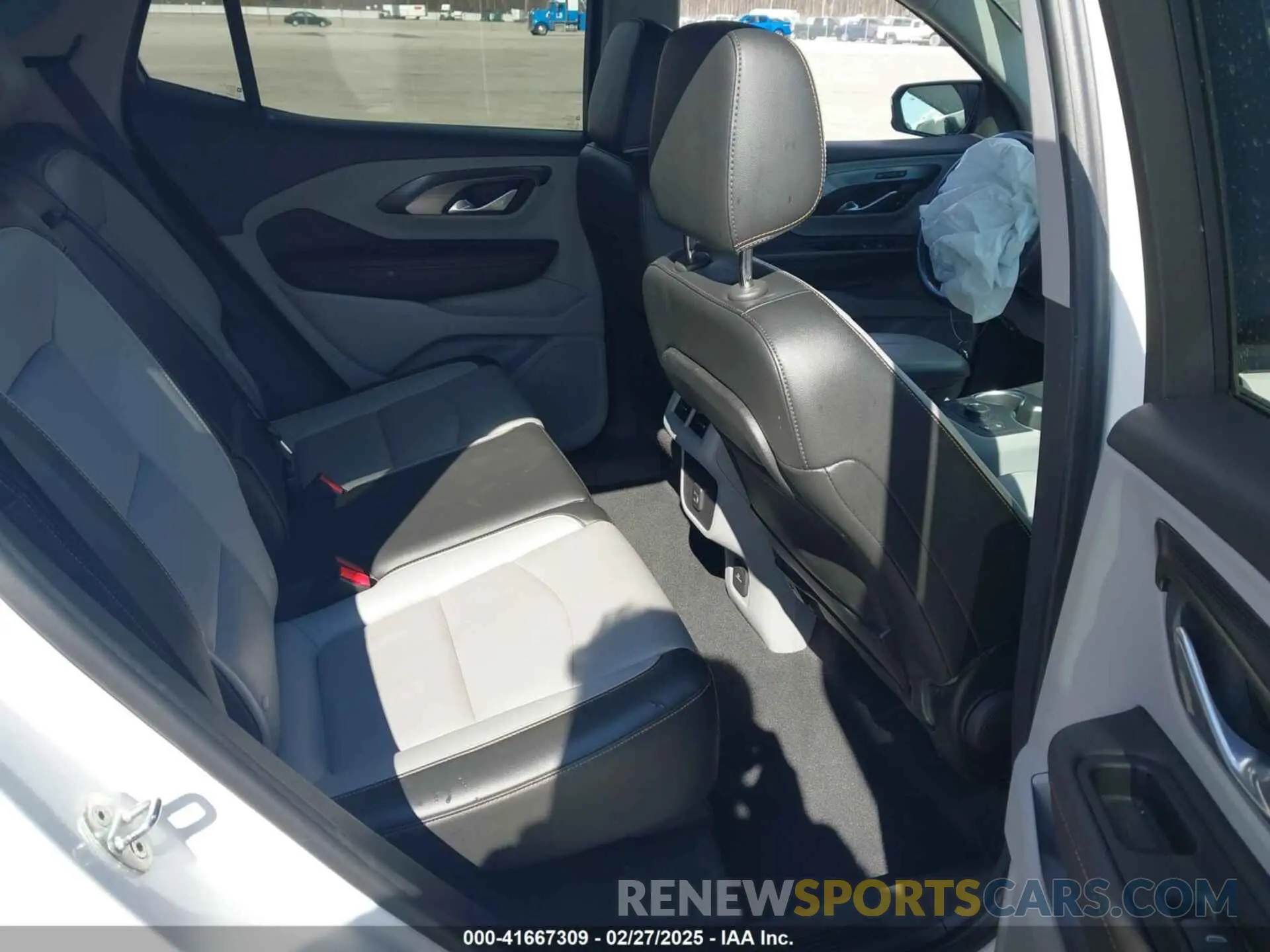 8 Photograph of a damaged car 3GKALVEX4LL222454 GMC TERRAIN 2020