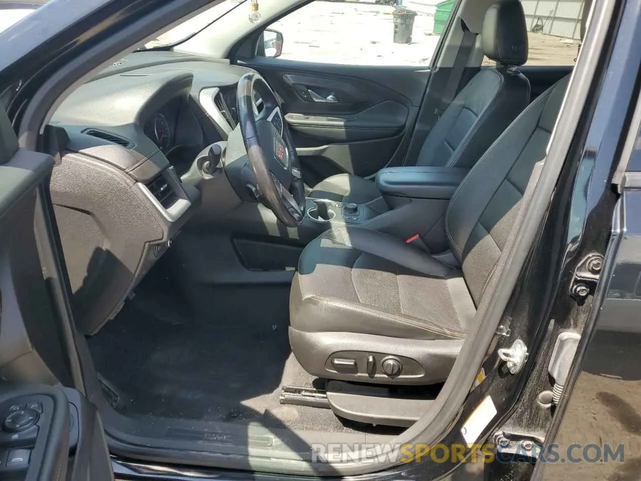 7 Photograph of a damaged car 3GKALVEX6LL284258 GMC TERRAIN 2020