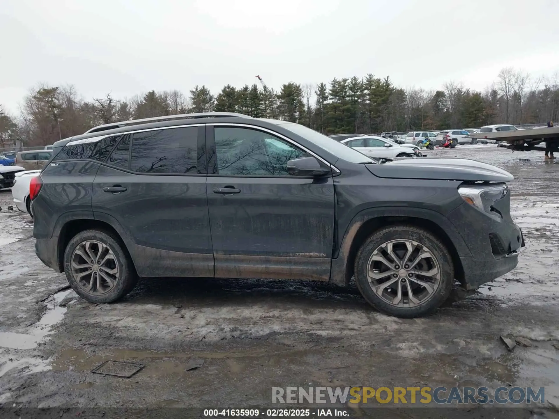 13 Photograph of a damaged car 3GKALVEX8LL250239 GMC TERRAIN 2020