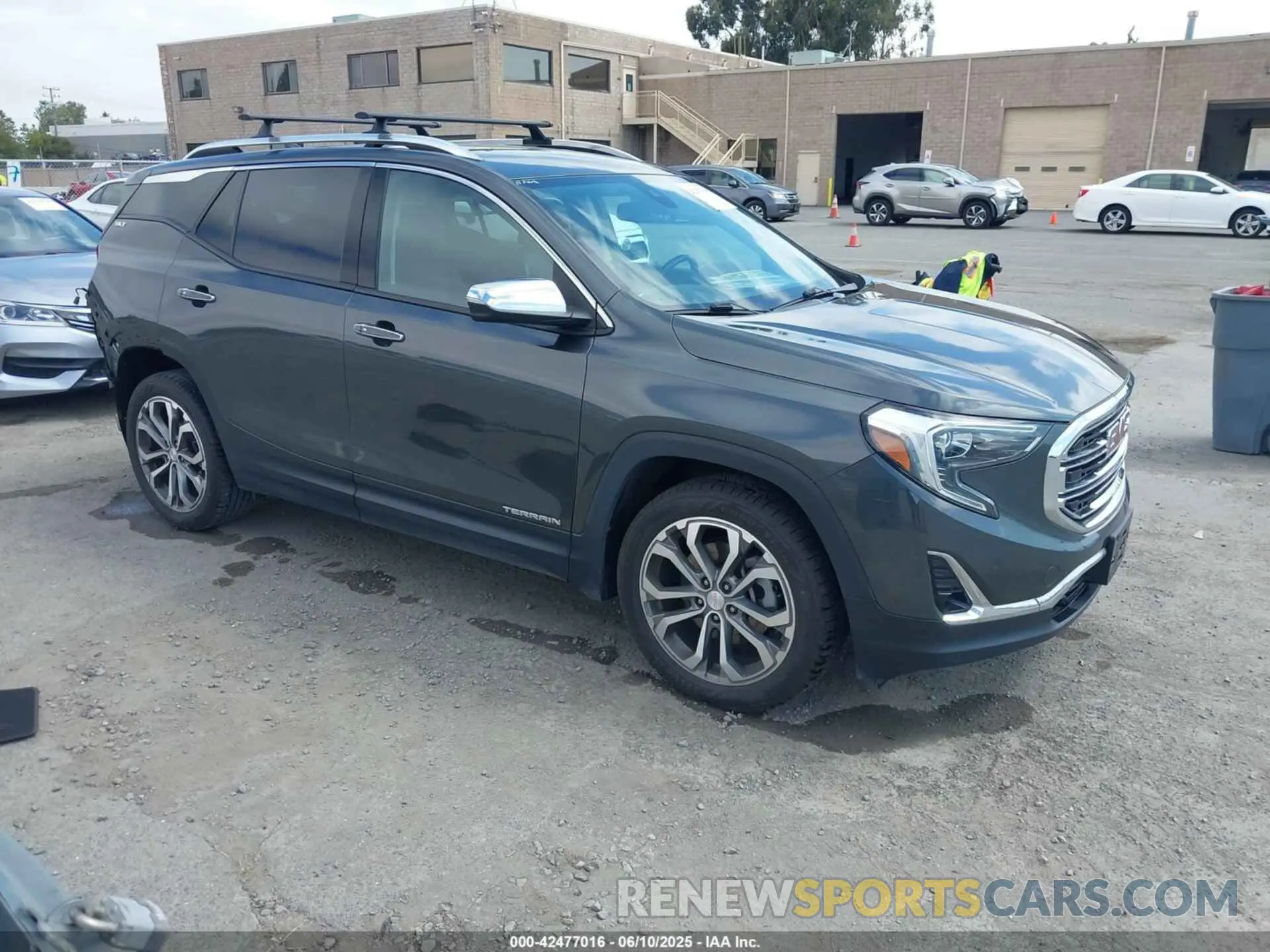 1 Photograph of a damaged car 3GKALVEX9LL117702 GMC TERRAIN 2020