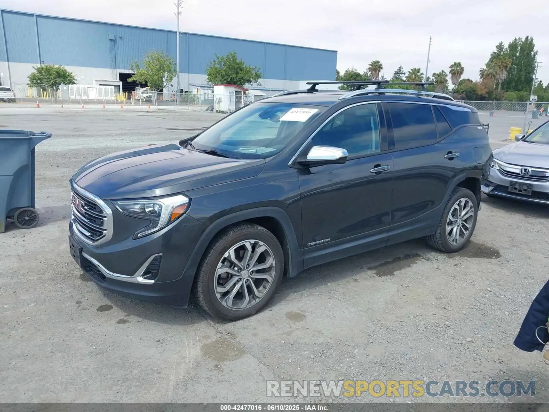 2 Photograph of a damaged car 3GKALVEX9LL117702 GMC TERRAIN 2020
