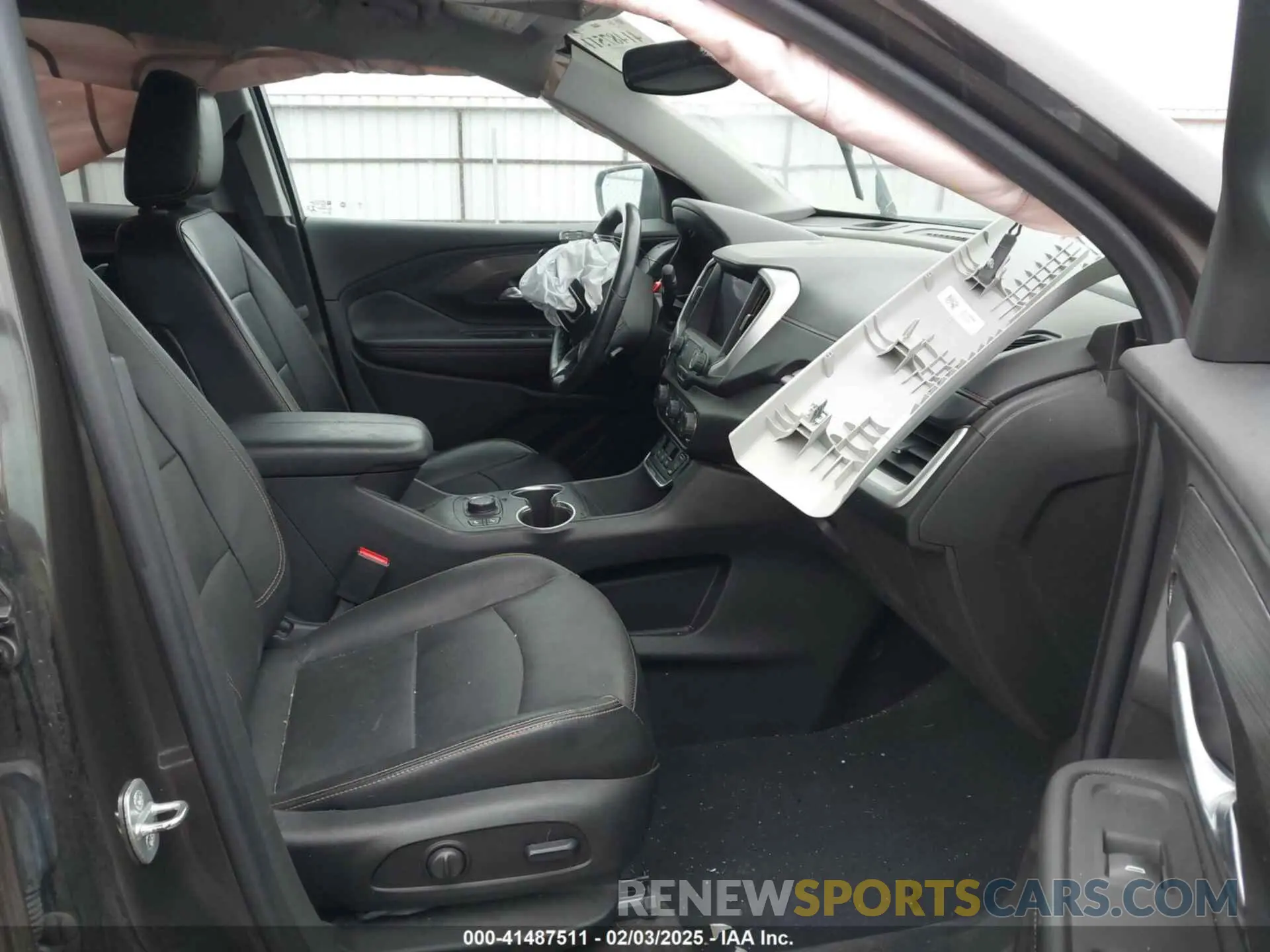 5 Photograph of a damaged car 3GKALVEX9LL131034 GMC TERRAIN 2020