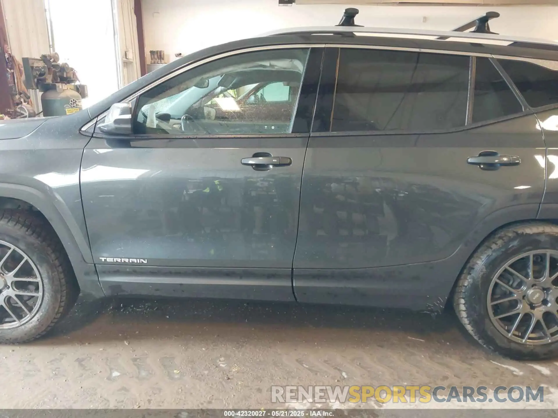 15 Photograph of a damaged car 3GKALVEX9LL160887 GMC TERRAIN 2020