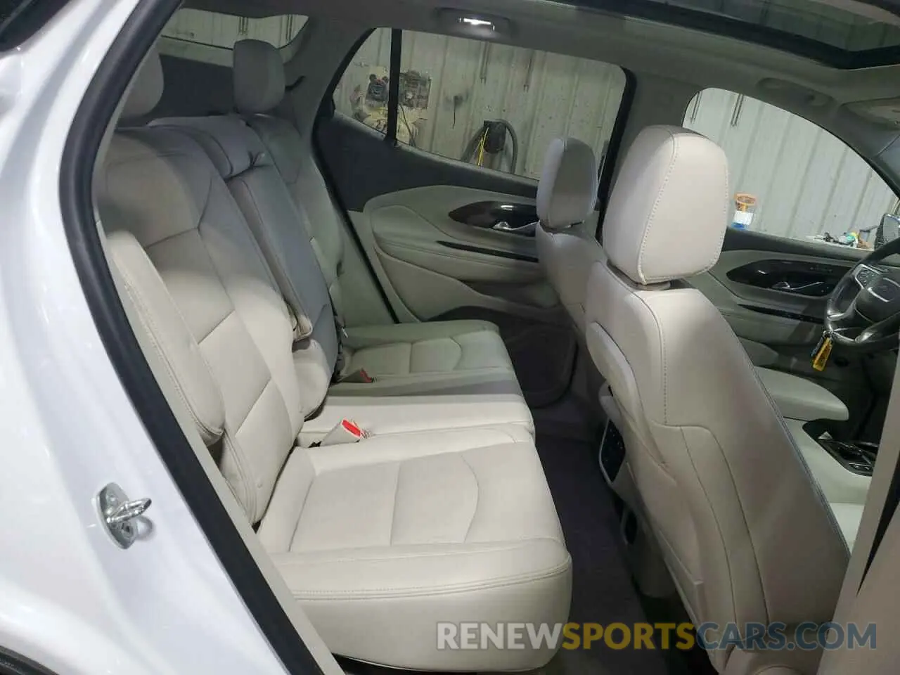 11 Photograph of a damaged car 3GKALXEX0LL291881 GMC TERRAIN 2020