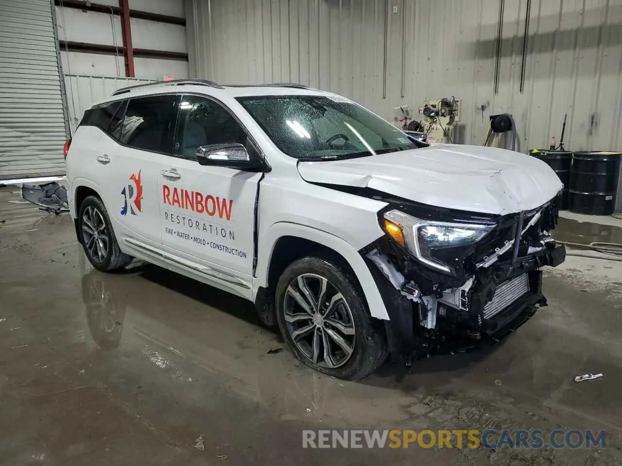 4 Photograph of a damaged car 3GKALXEX0LL291881 GMC TERRAIN 2020