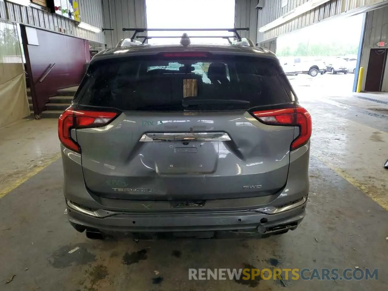 6 Photograph of a damaged car 3GKALXEX1LL258839 GMC TERRAIN 2020