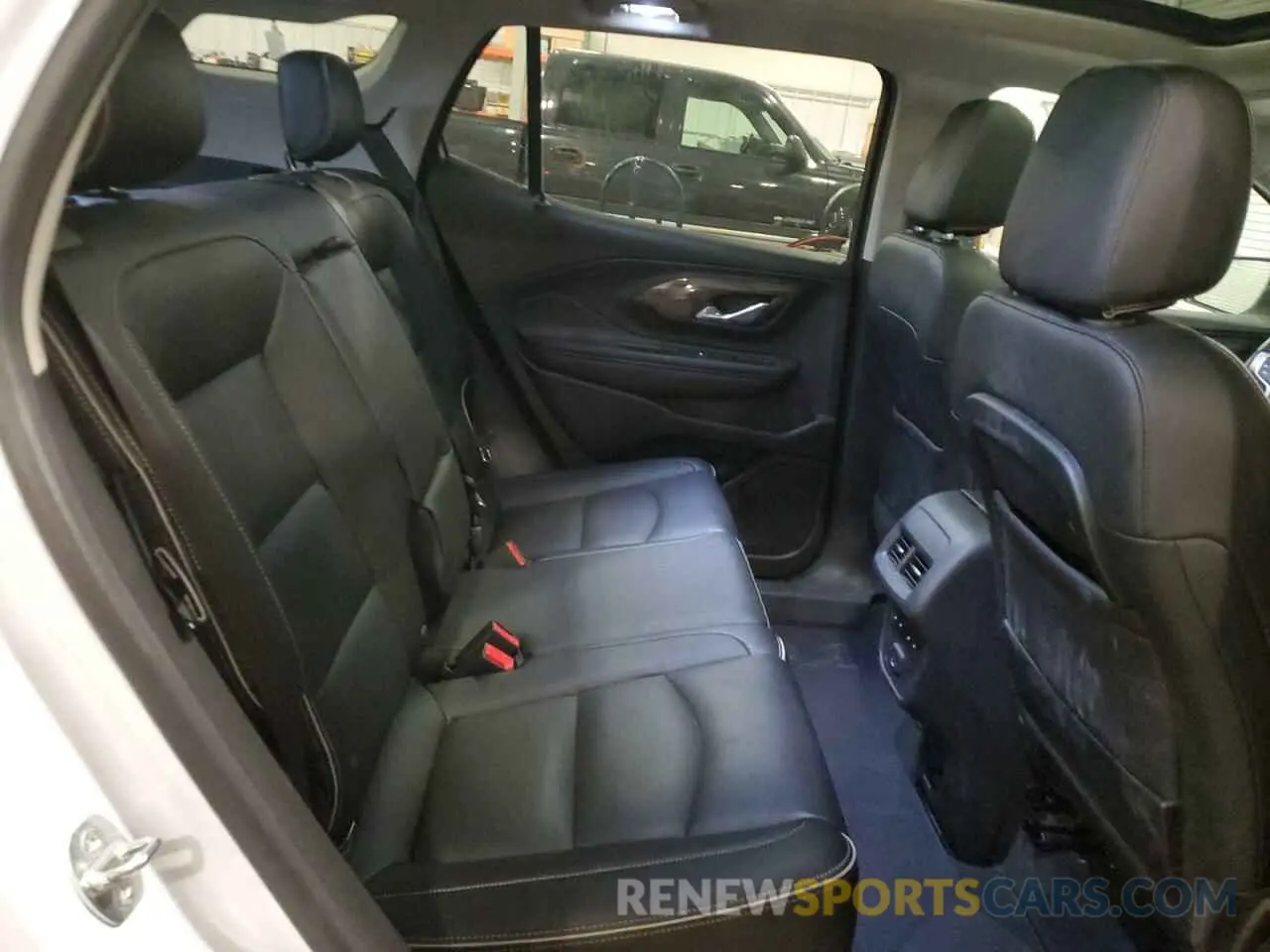 11 Photograph of a damaged car 3GKALXEX1LL343423 GMC TERRAIN 2020