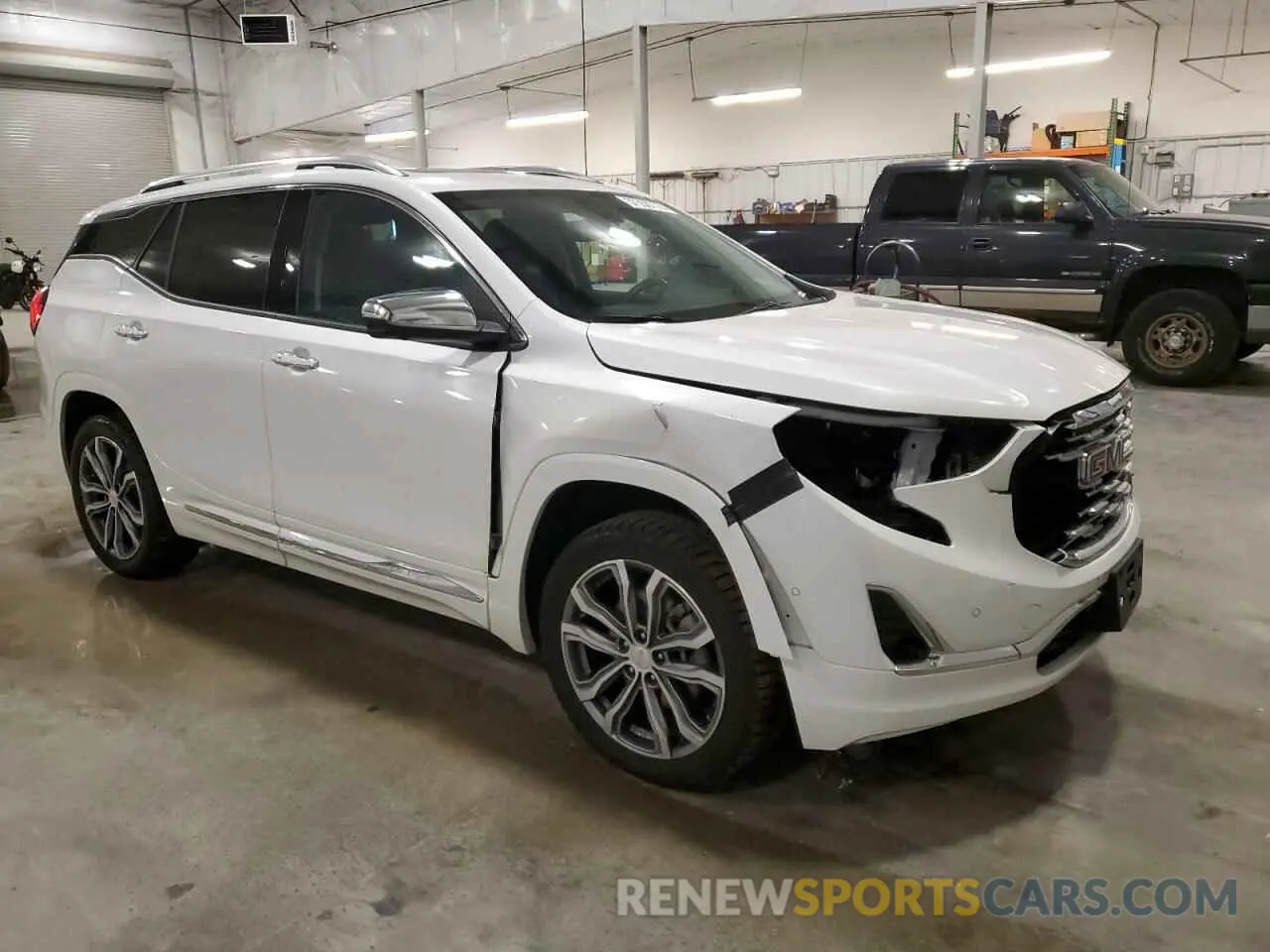 4 Photograph of a damaged car 3GKALXEX1LL343423 GMC TERRAIN 2020