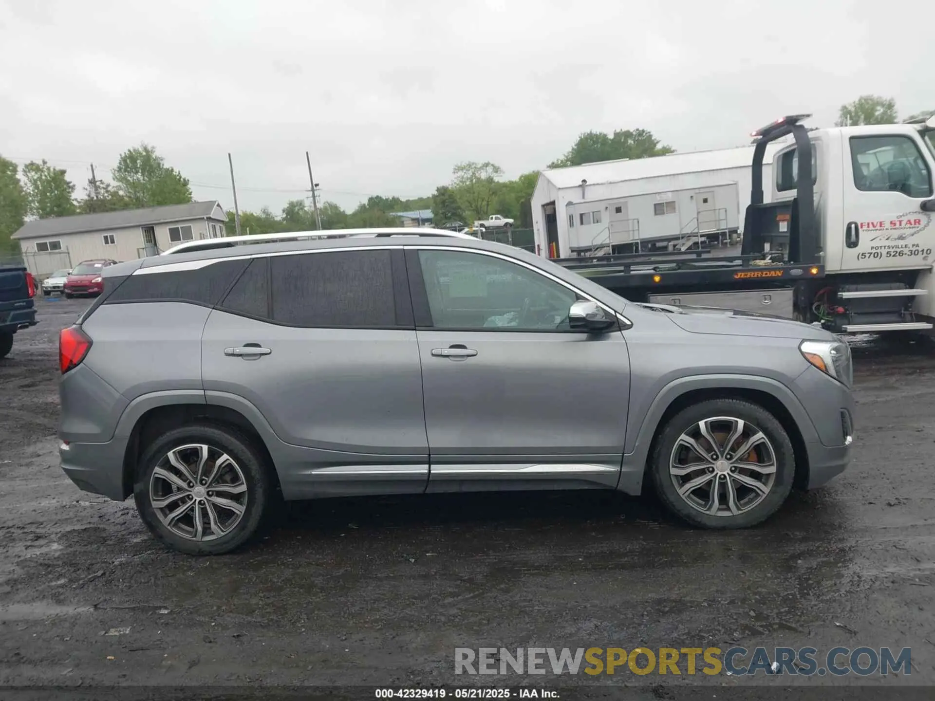 13 Photograph of a damaged car 3GKALXEX3LL183920 GMC TERRAIN 2020