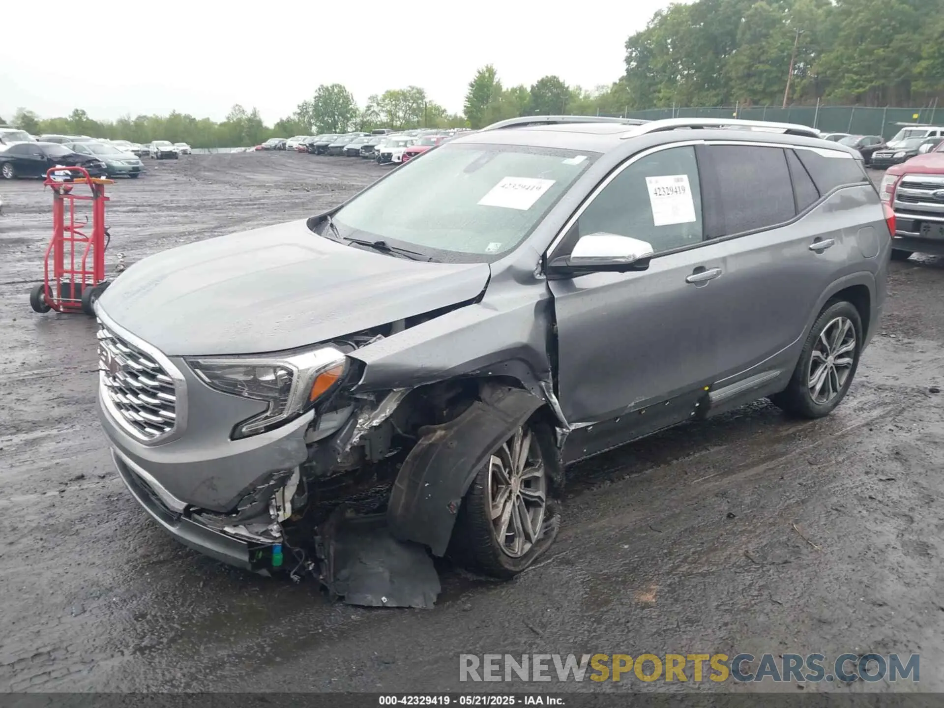 2 Photograph of a damaged car 3GKALXEX3LL183920 GMC TERRAIN 2020