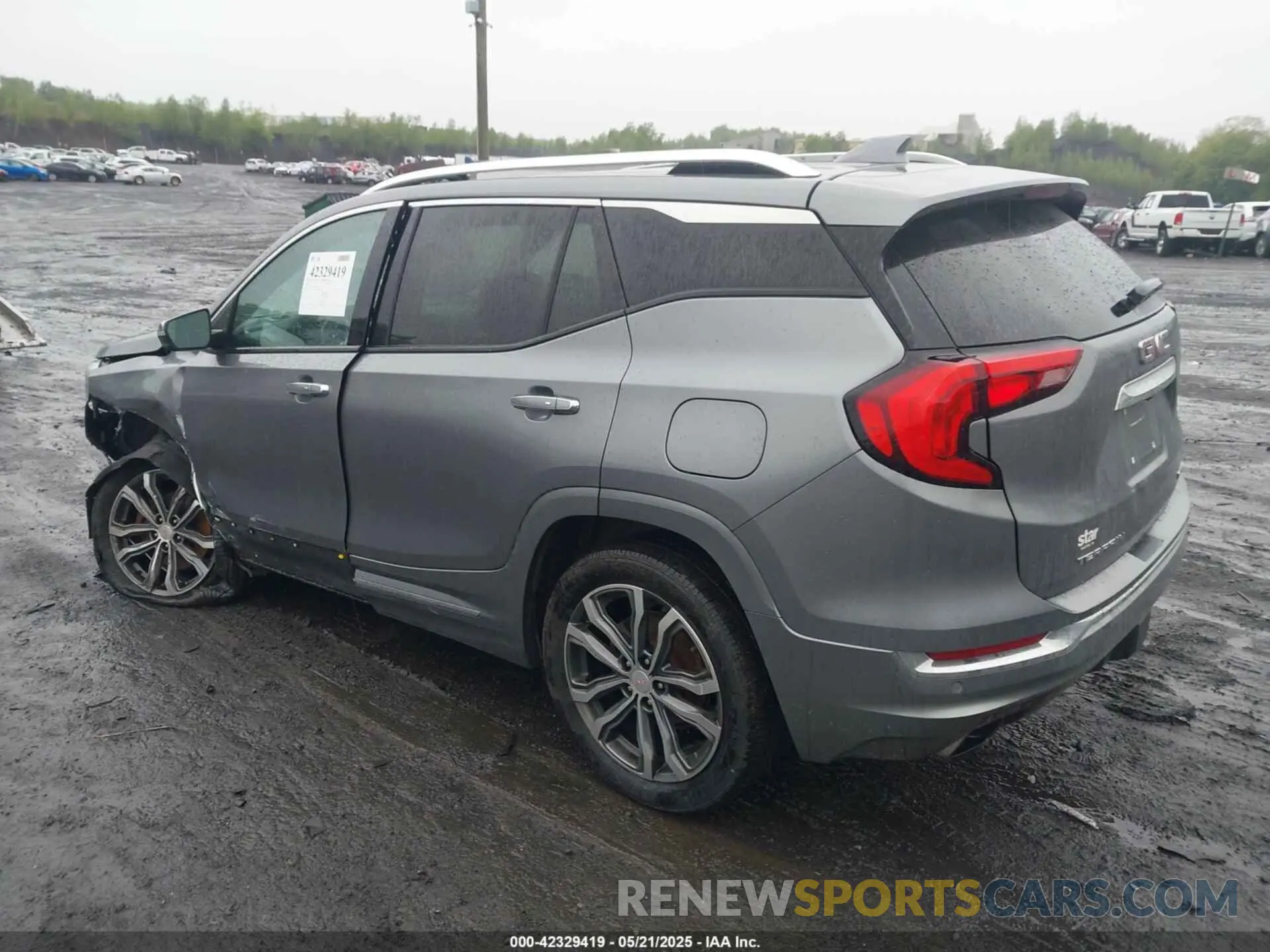 3 Photograph of a damaged car 3GKALXEX3LL183920 GMC TERRAIN 2020