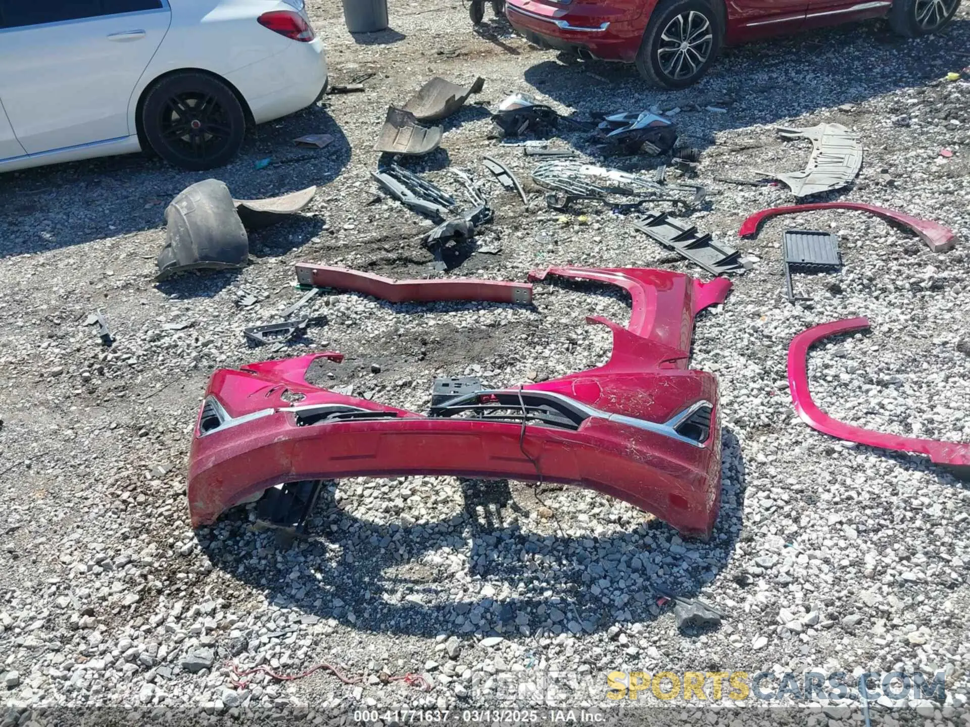 19 Photograph of a damaged car 3GKALXEX4LL164180 GMC TERRAIN 2020