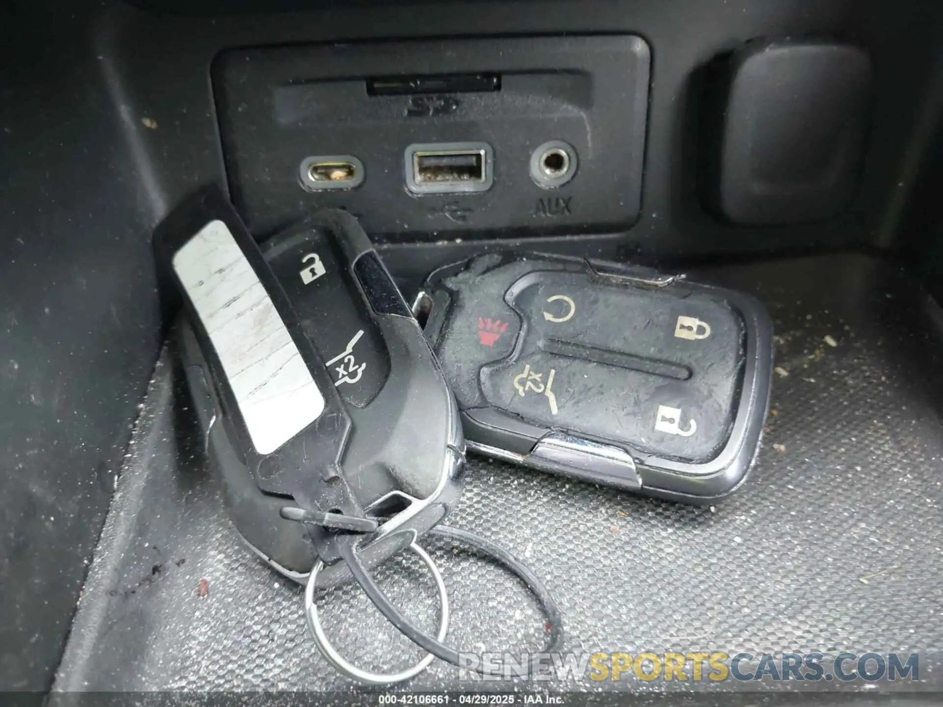 11 Photograph of a damaged car 3GKALXEX4LL305359 GMC TERRAIN 2020