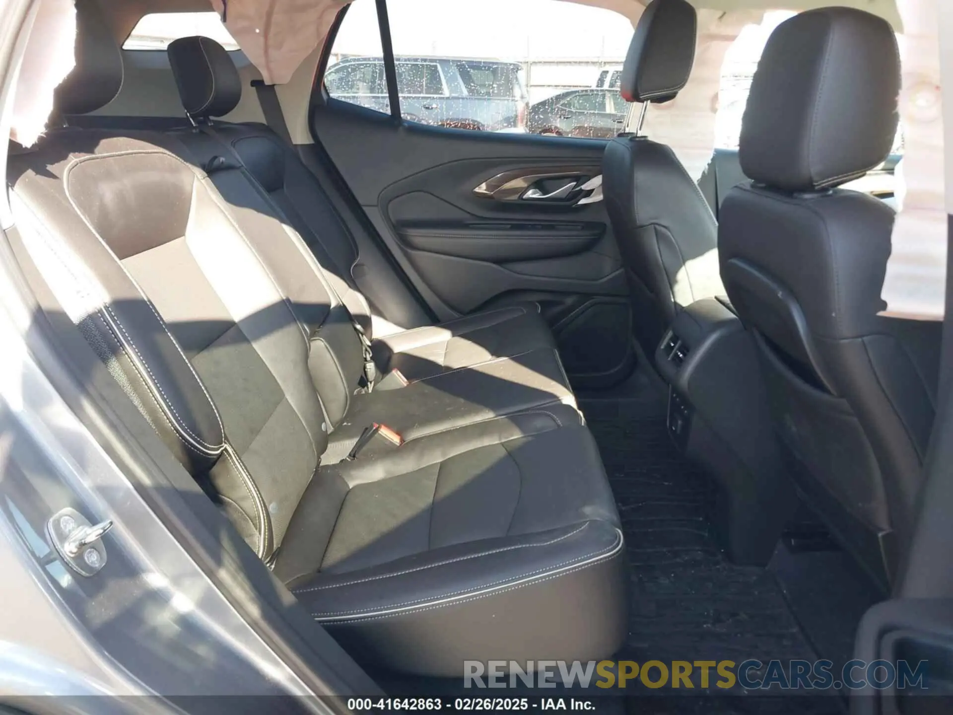 8 Photograph of a damaged car 3GKALXEX5LL141216 GMC TERRAIN 2020